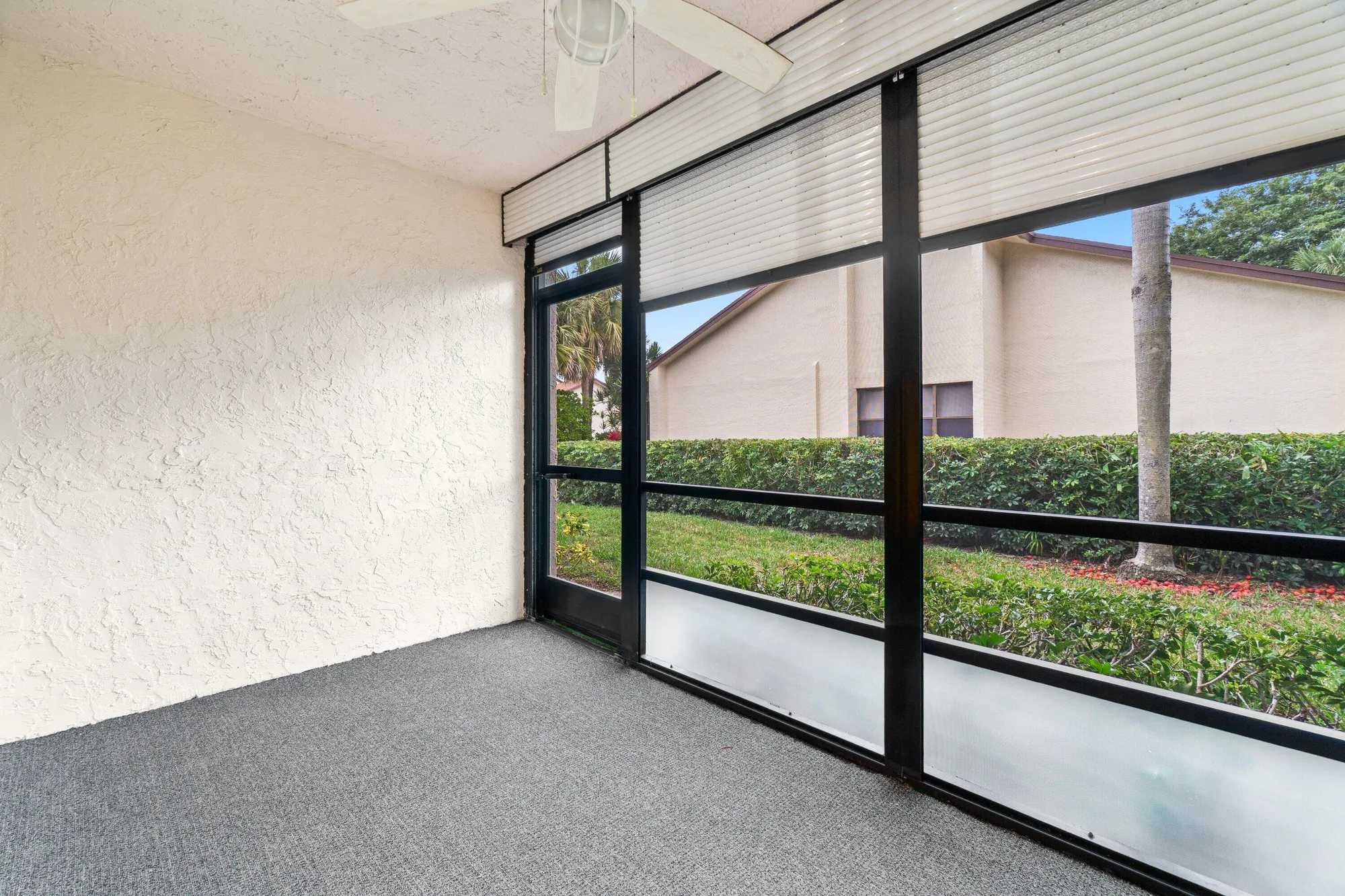 Property Slideshow image 29 of 37 | 3742 english ln d, Lake Worth, FL, 33467