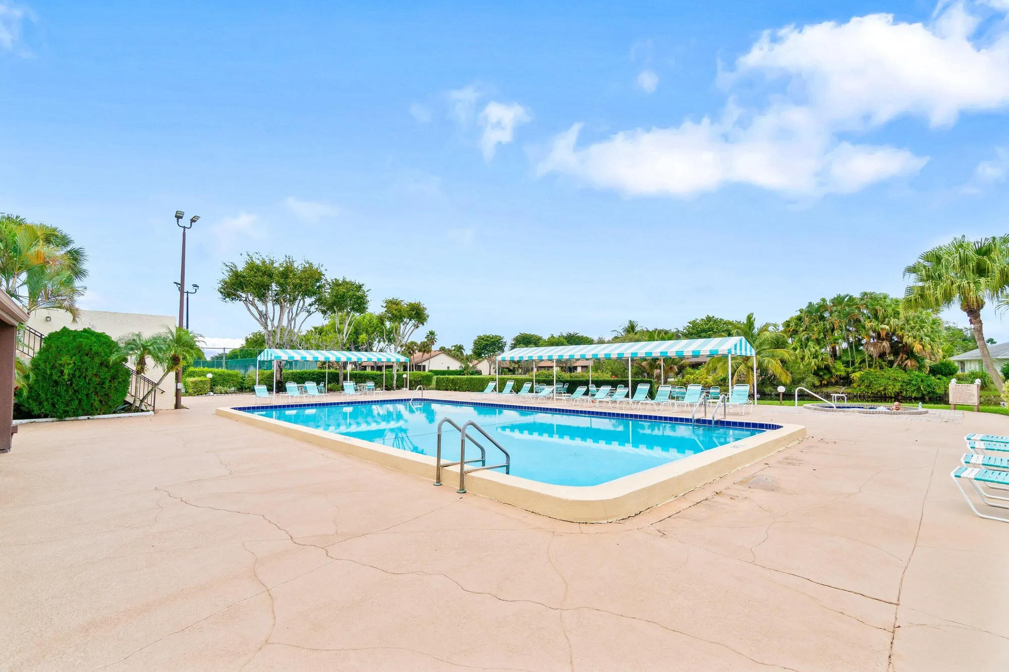 Property Slideshow image 37 of 37 | 3742 english ln d, Lake Worth, FL, 33467