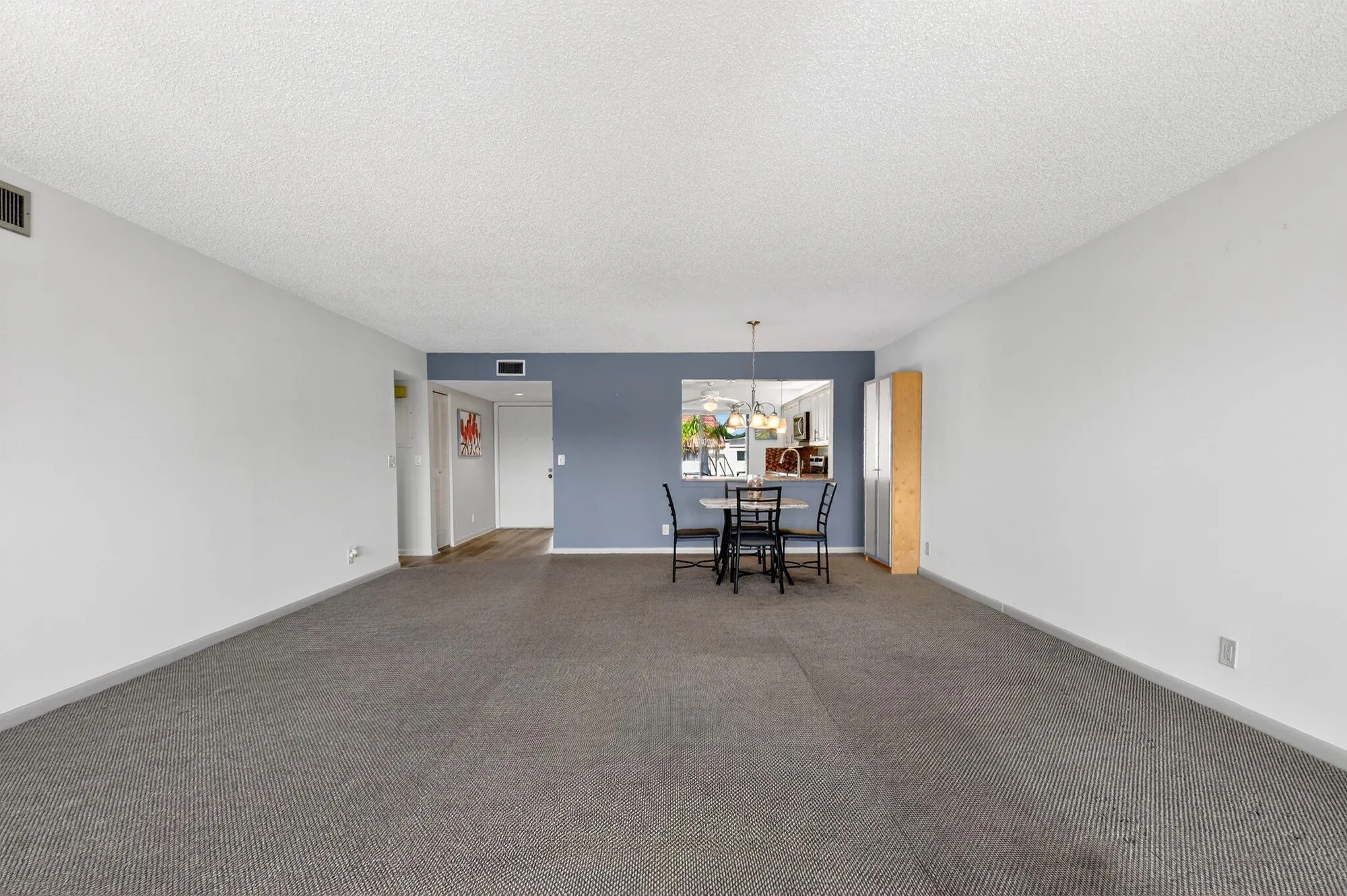Property Slideshow image 13 of 46 | 5785 fairway park ct apt 204, Boynton Beach, FL, 33437