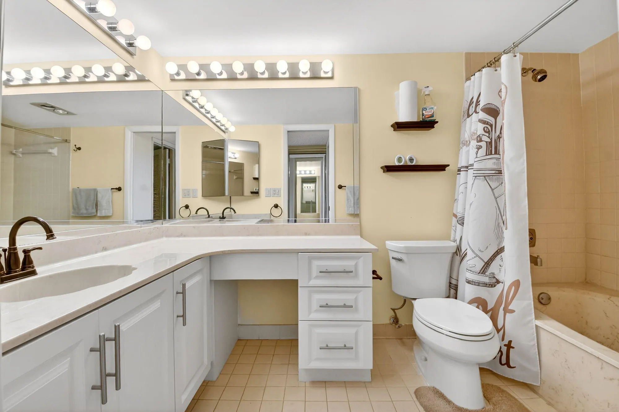 Property Slideshow image 25 of 46 | 5785 fairway park ct apt 204, Boynton Beach, FL, 33437