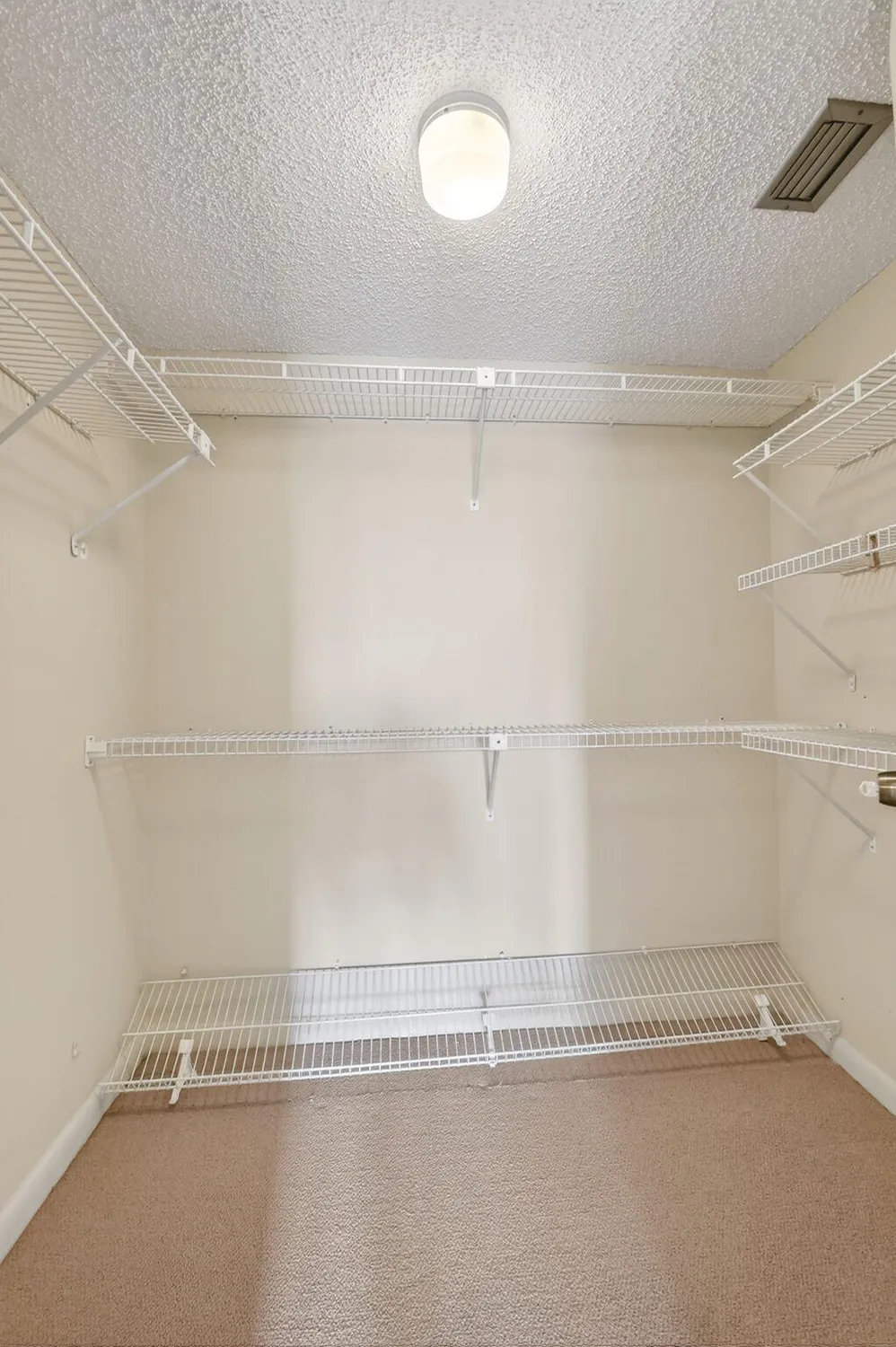 Property Slideshow image 24 of 46 | 5785 fairway park ct apt 204, Boynton Beach, FL, 33437