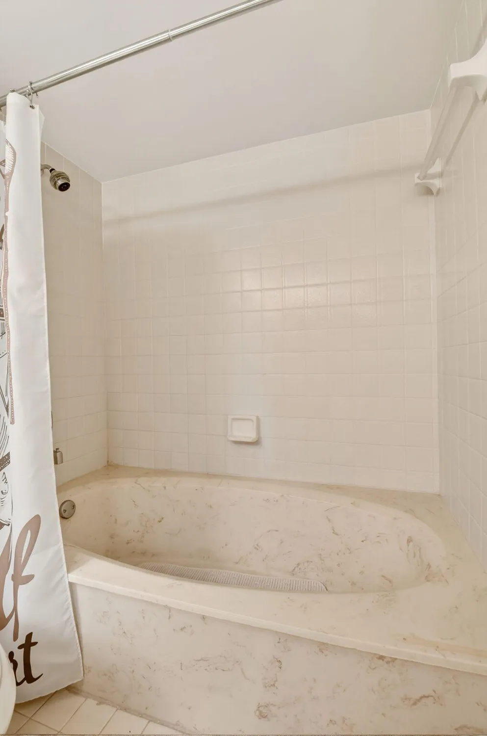 Property Slideshow image 27 of 46 | 5785 fairway park ct apt 204, Boynton Beach, FL, 33437