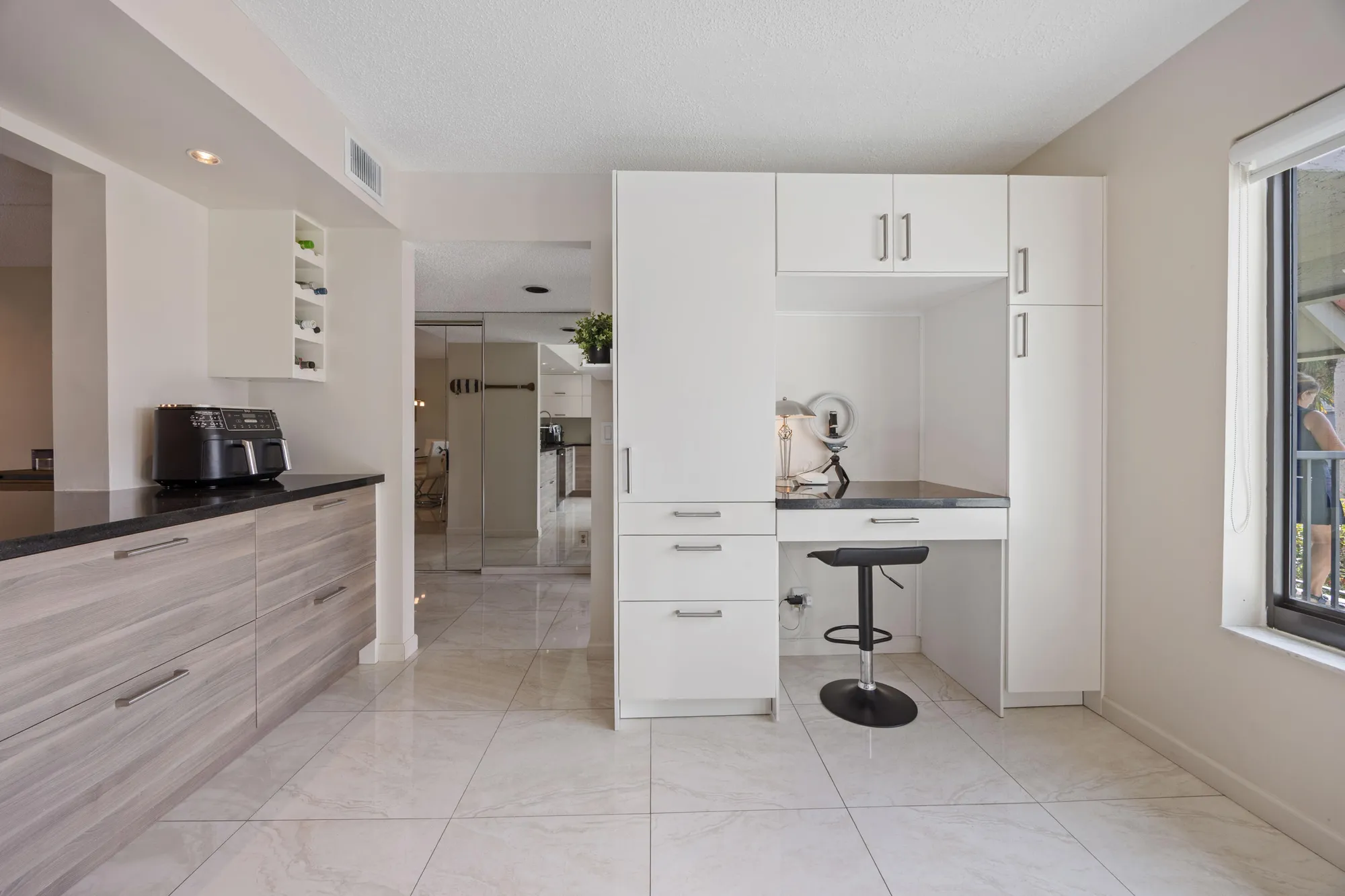 Property Slideshow image 8 of 25 | 5659 fairway park dr 203, Boynton Beach, FL, 33437