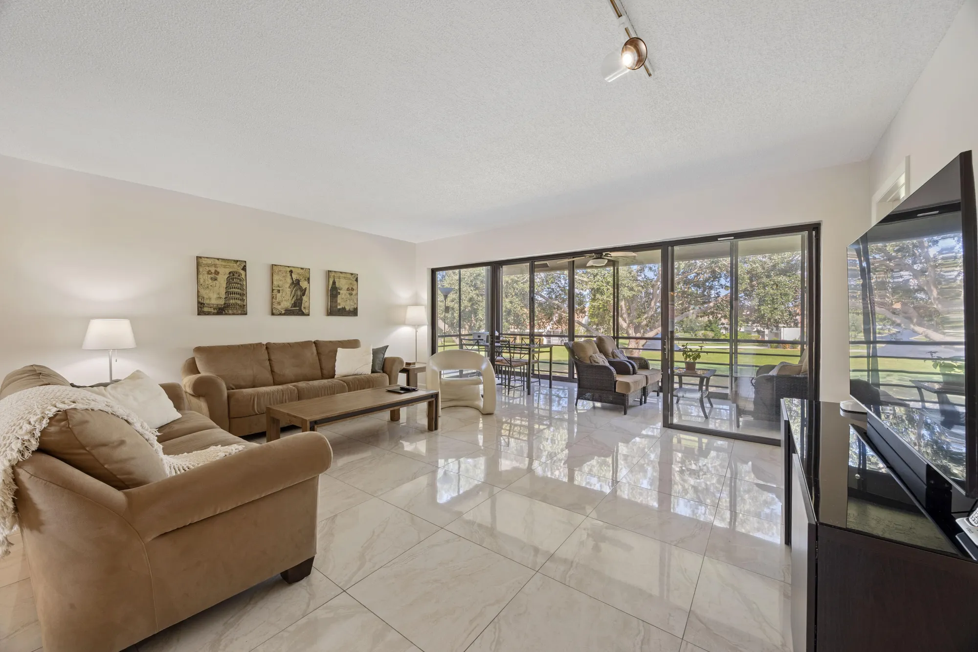 Property Slideshow image 12 of 25 | 5659 fairway park dr 203, Boynton Beach, FL, 33437