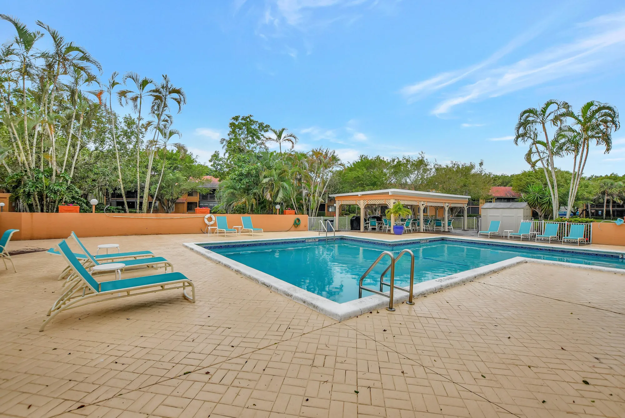 Property Slideshow image 25 of 32 | 11255 green lake dr 202, Boynton Beach, FL, 33437