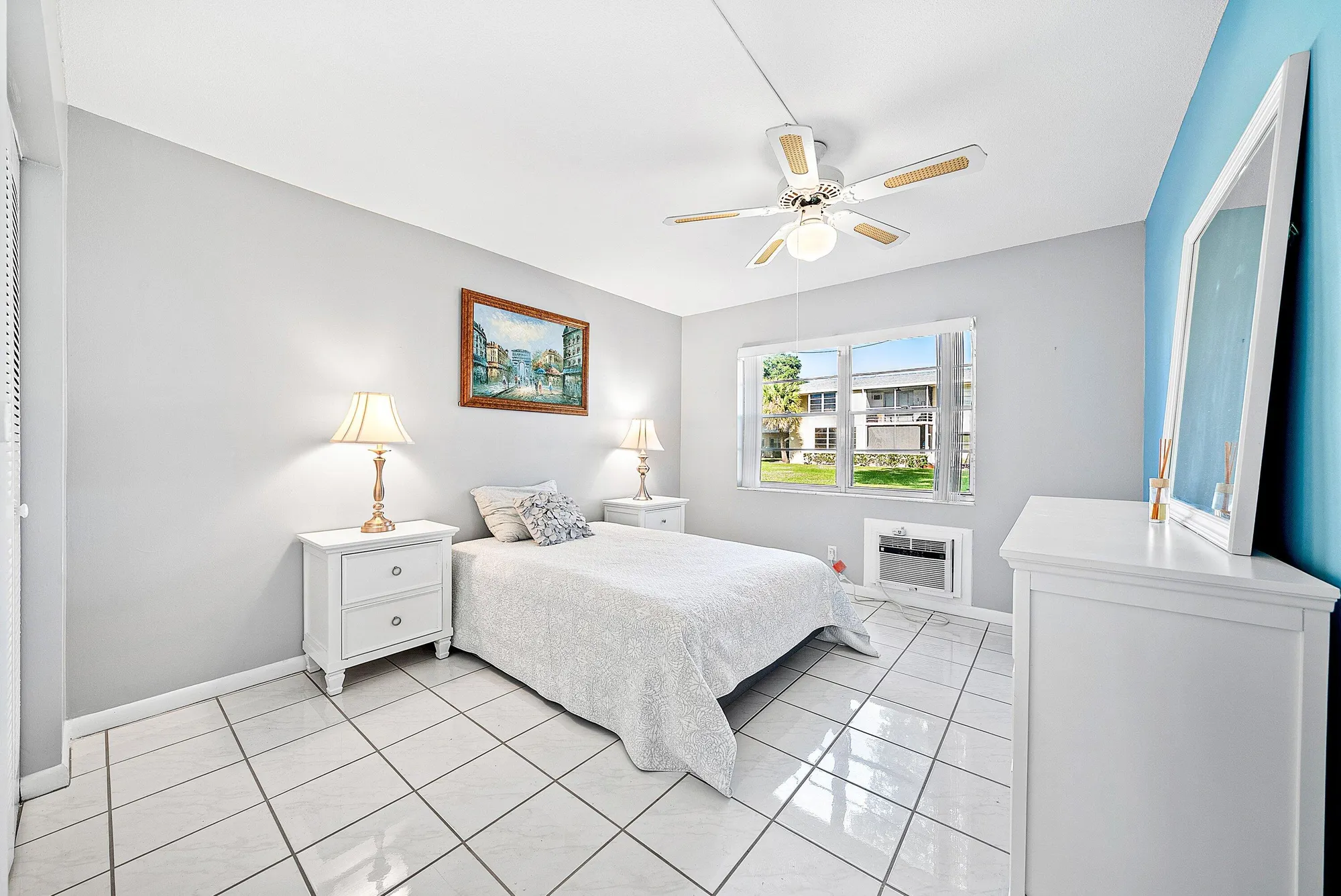 Property Slideshow image 9 of 28 | 203 coventry i # 203, West Palm Beach, FL, 33417