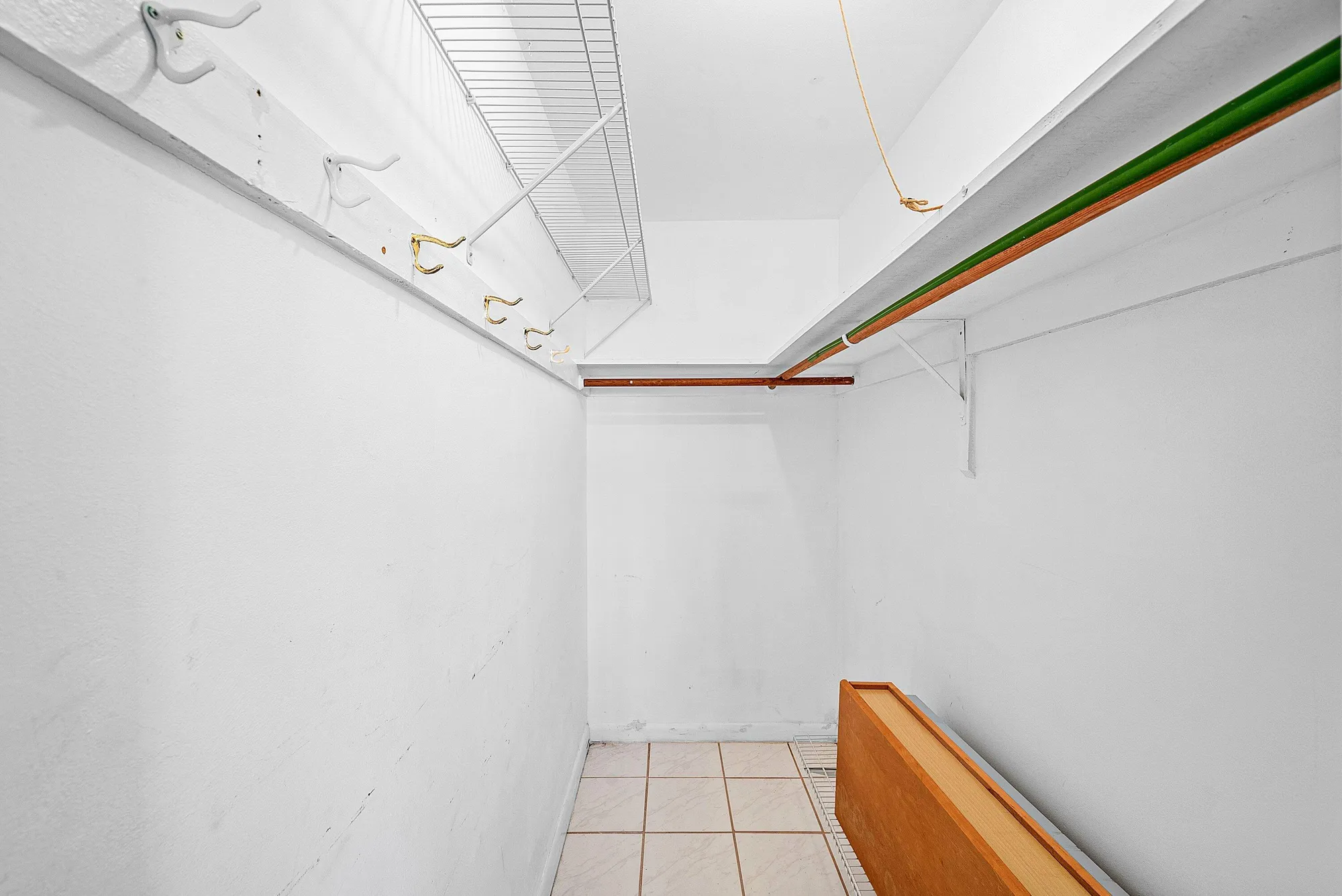 Property Slideshow image 13 of 28 | 203 coventry i # 203, West Palm Beach, FL, 33417