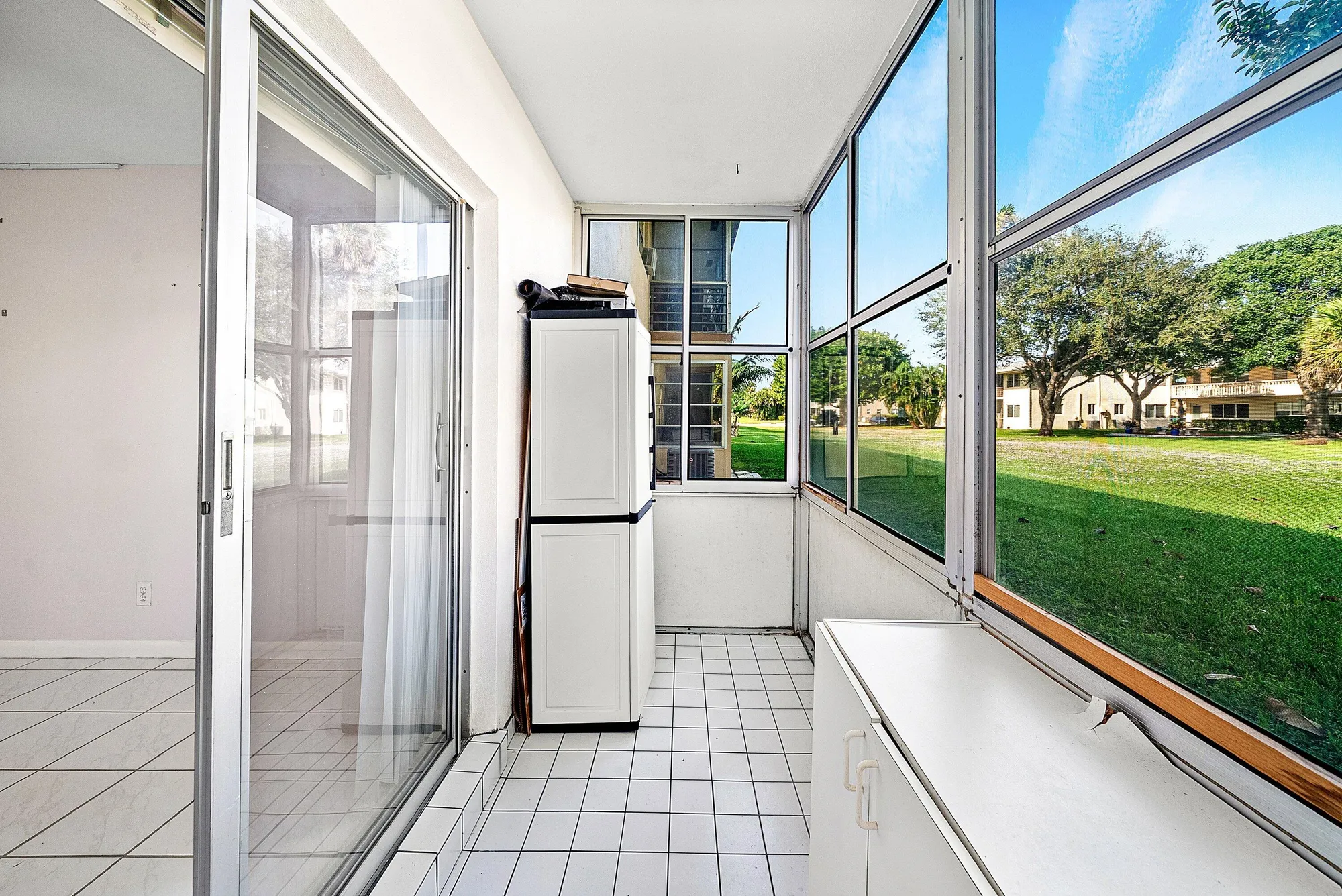 Property Slideshow image 16 of 28 | 203 coventry i # 203, West Palm Beach, FL, 33417