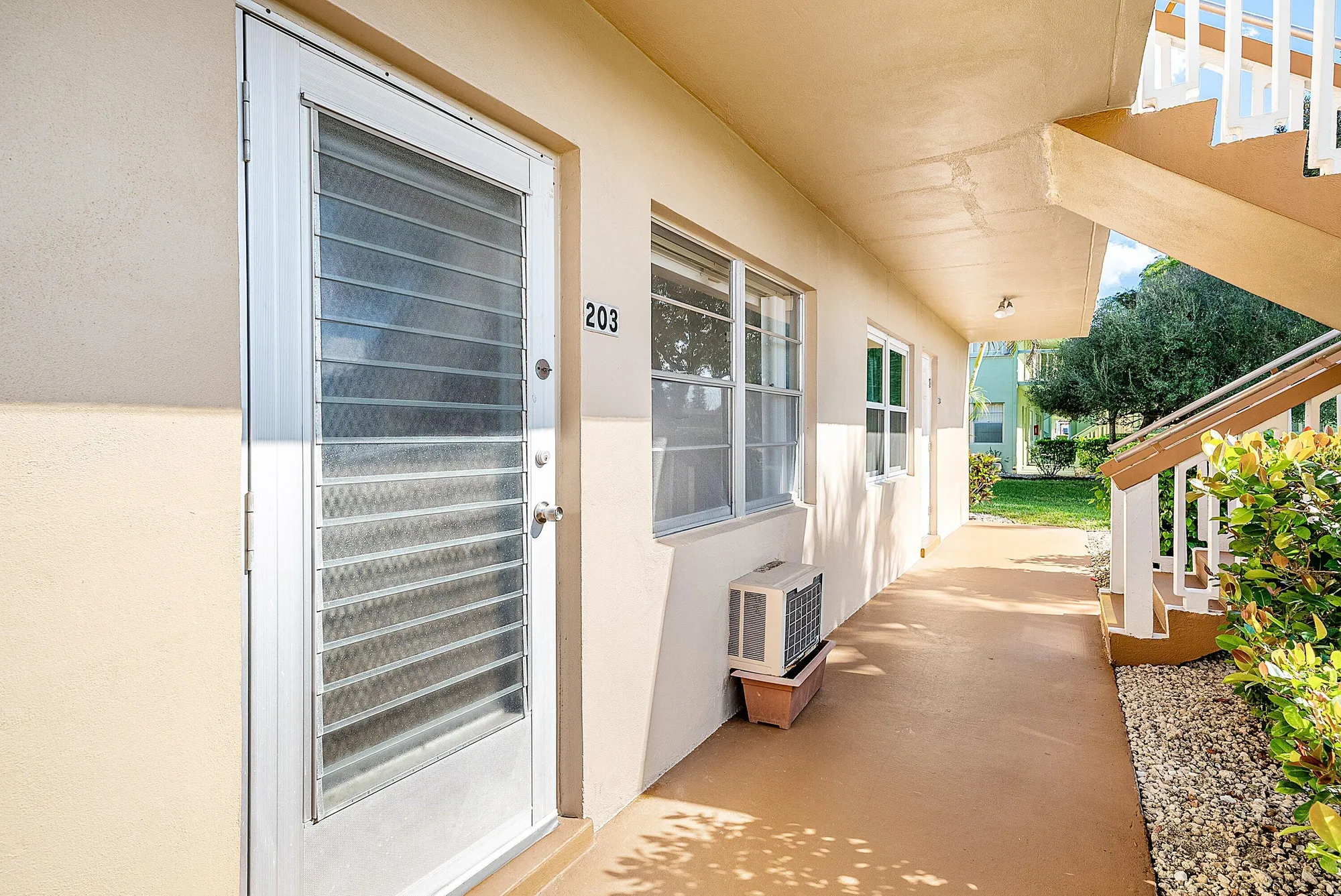 Property Slideshow image 21 of 28 | 203 coventry i # 203, West Palm Beach, FL, 33417