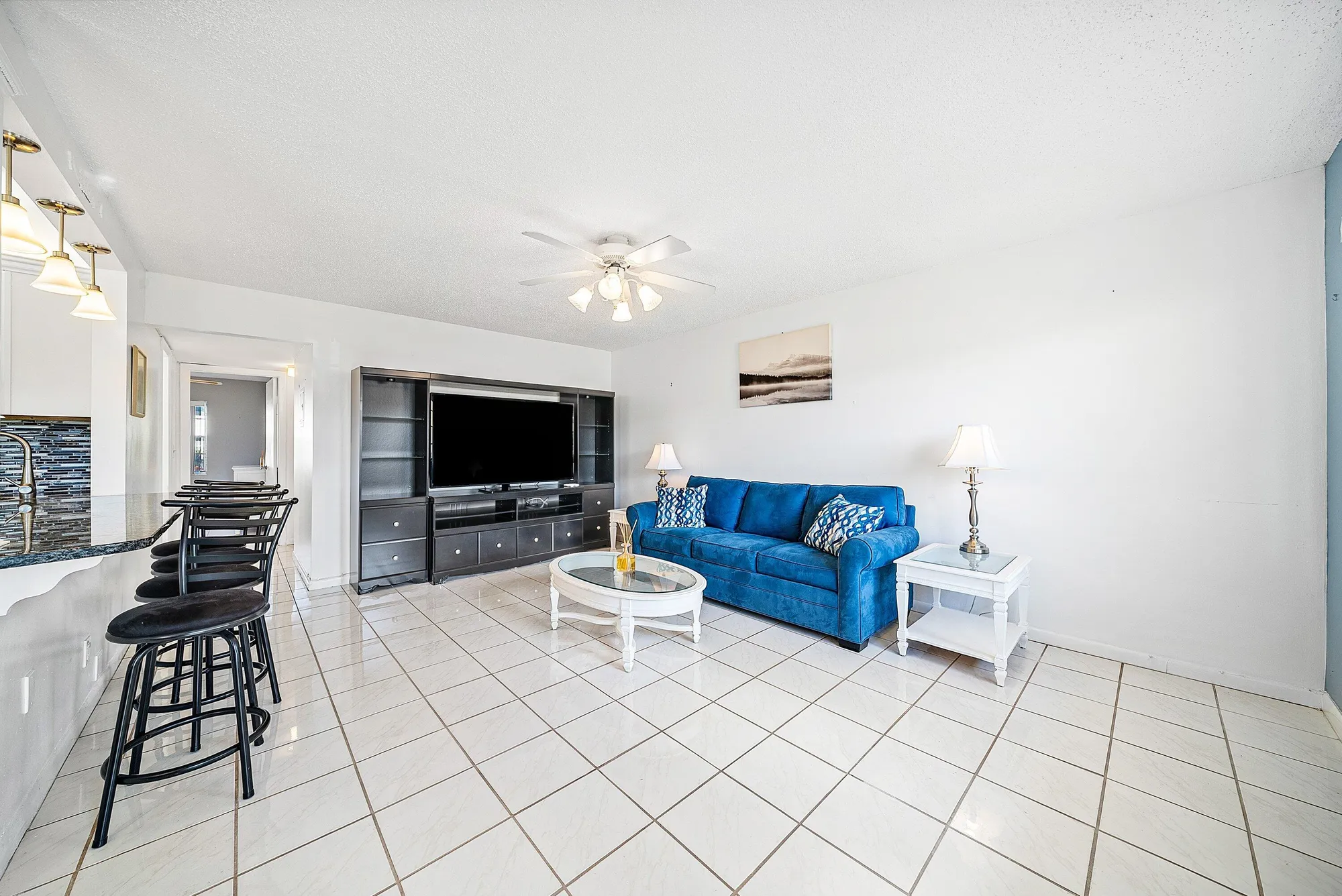 Property Slideshow image 7 of 28 | 203 coventry i # 203, West Palm Beach, FL, 33417