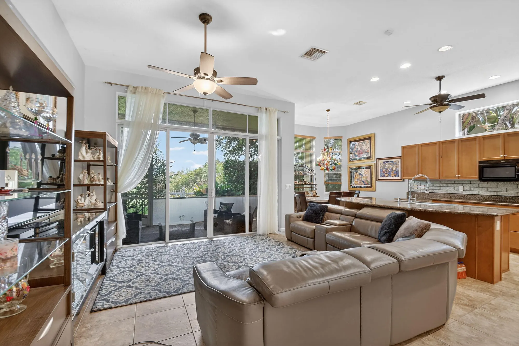 Property Slideshow image 23 of 110 | 1848 via castello, Wellington, FL, 33411