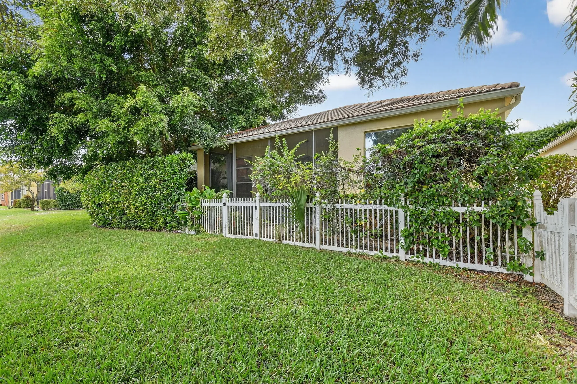 Property Slideshow image 57 of 110 | 1848 via castello, Wellington, FL, 33411