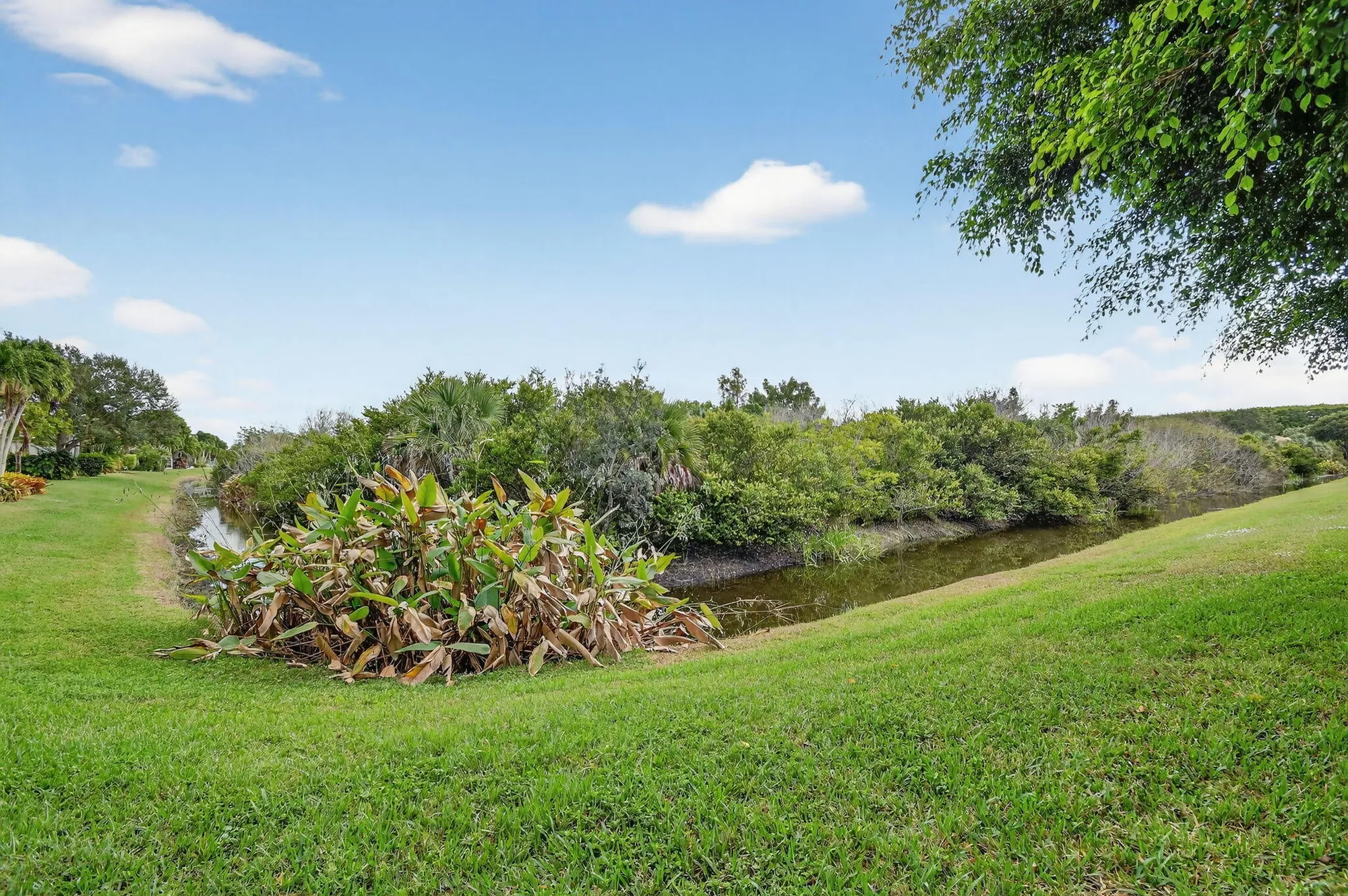 Property Slideshow image 59 of 110 | 1848 via castello, Wellington, FL, 33411
