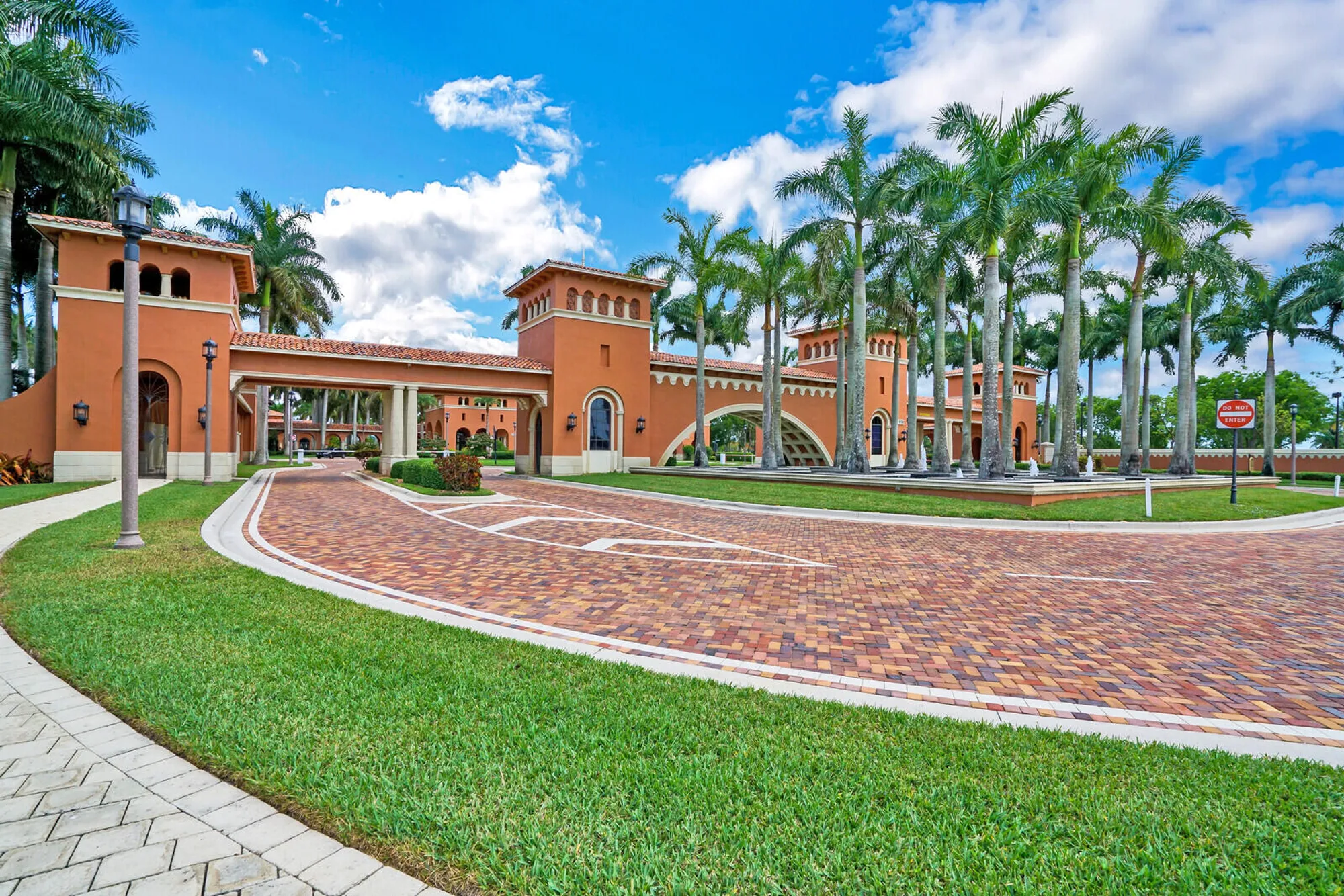 Property Slideshow image 90 of 110 | 1848 via castello, Wellington, FL, 33411