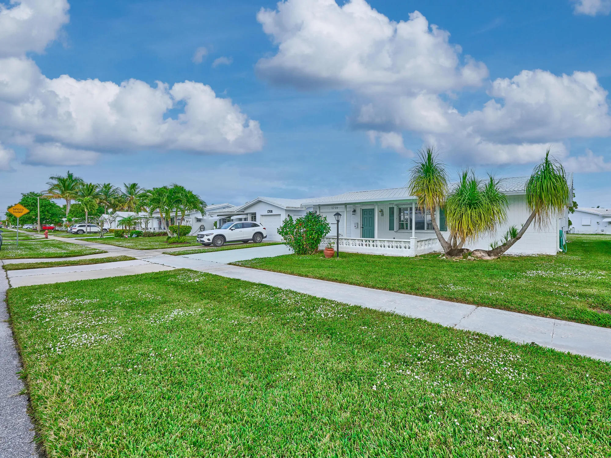 Property Slideshow image 7 of 81 | 1710 sw 22nd st, Boynton Beach, FL, 33426