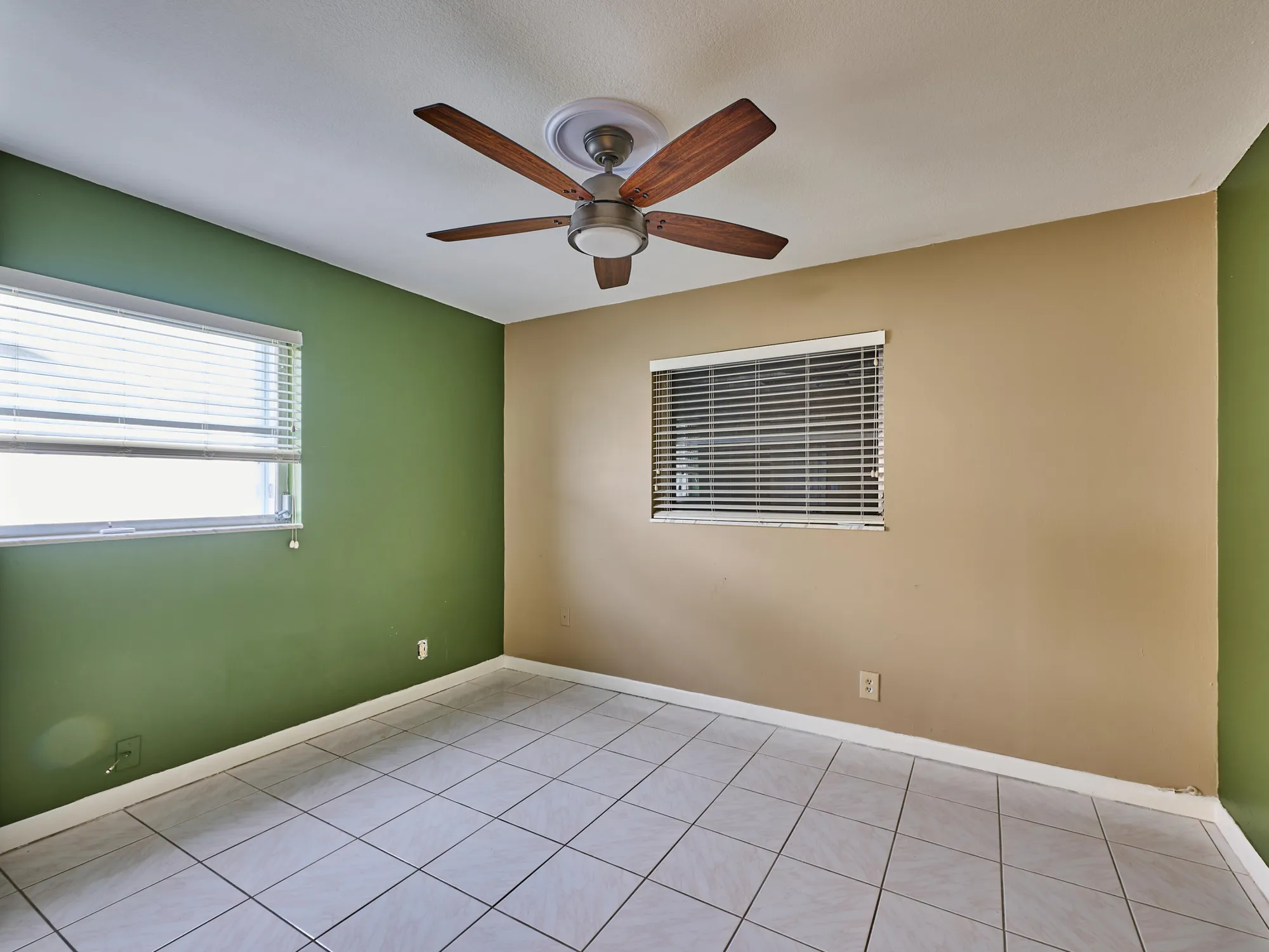 Property Slideshow image 38 of 81 | 1710 sw 22nd st, Boynton Beach, FL, 33426