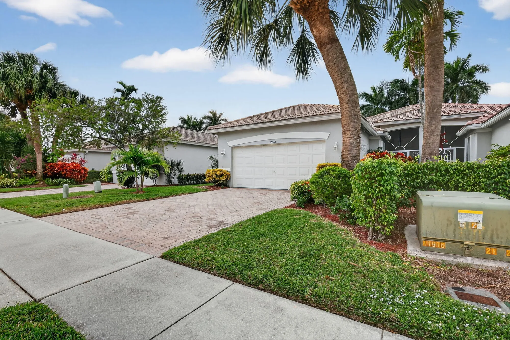 Property Slideshow image 3 of 37 | 10564 royal caribbean cir, Boynton Beach, FL, 33437