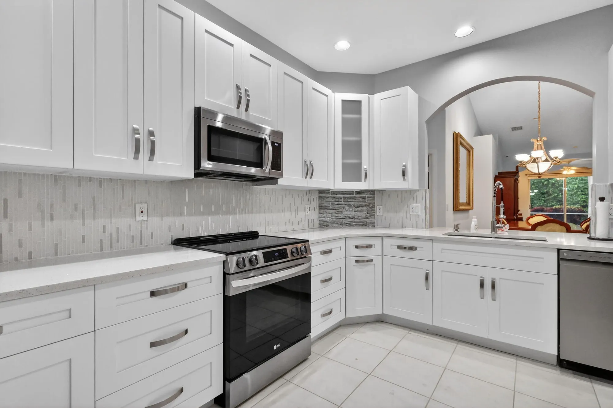 Property Slideshow image 9 of 37 | 10564 royal caribbean cir, Boynton Beach, FL, 33437