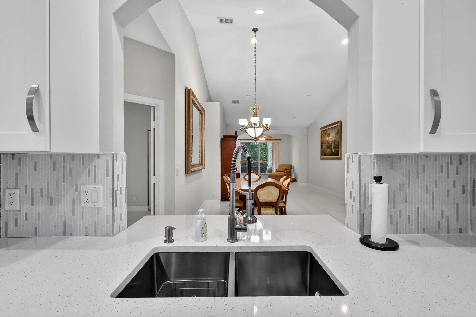 Property Slideshow image 12 of 37 | 10564 royal caribbean cir, Boynton Beach, FL, 33437