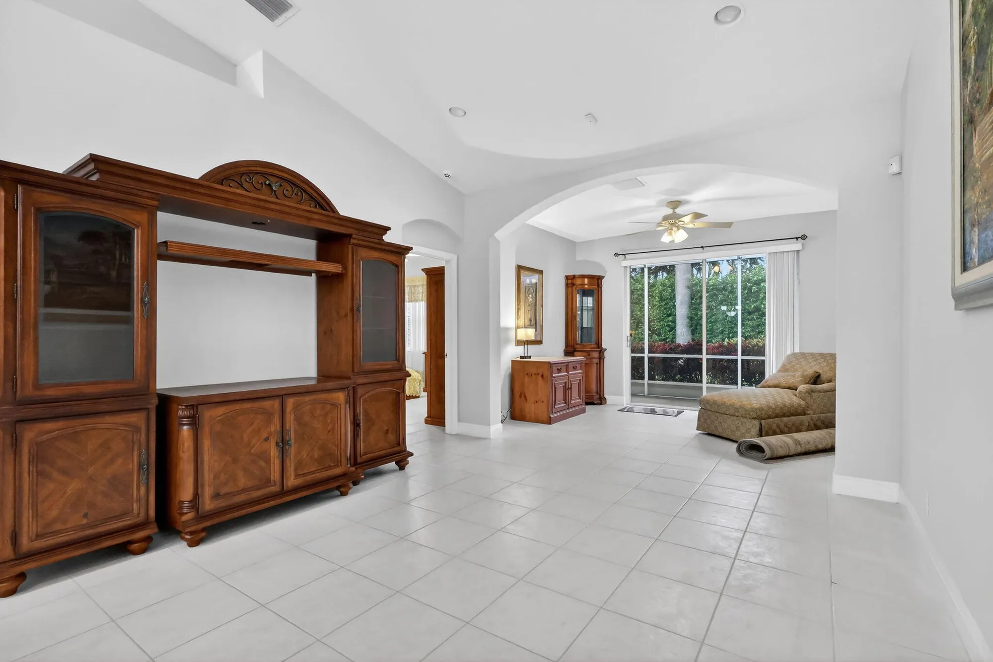Property Slideshow image 16 of 37 | 10564 royal caribbean cir, Boynton Beach, FL, 33437