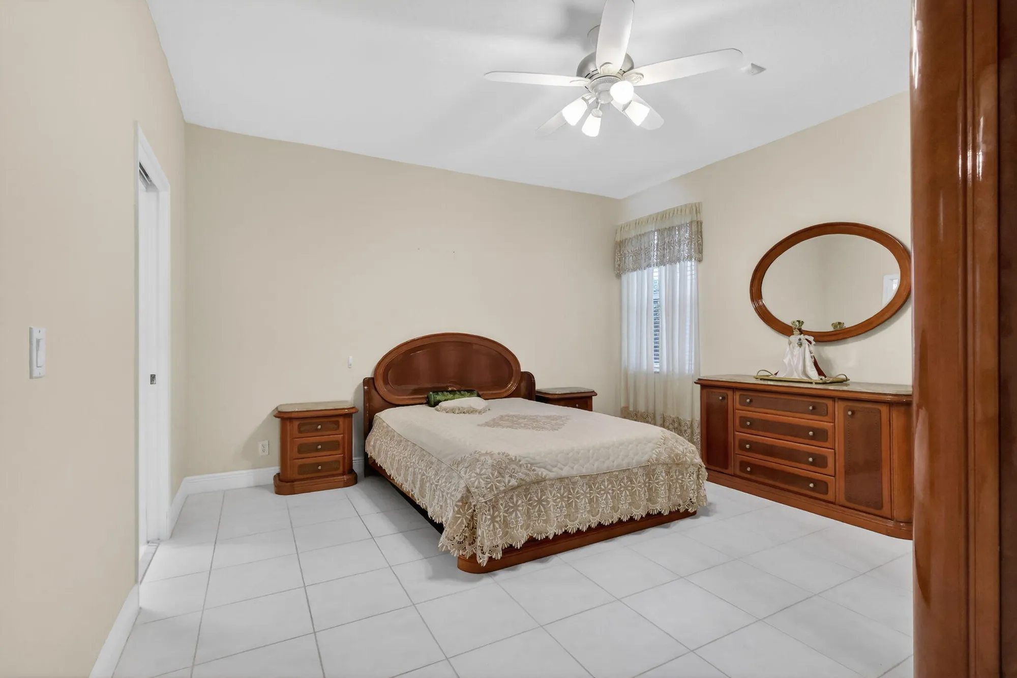 Property Slideshow image 21 of 37 | 10564 royal caribbean cir, Boynton Beach, FL, 33437