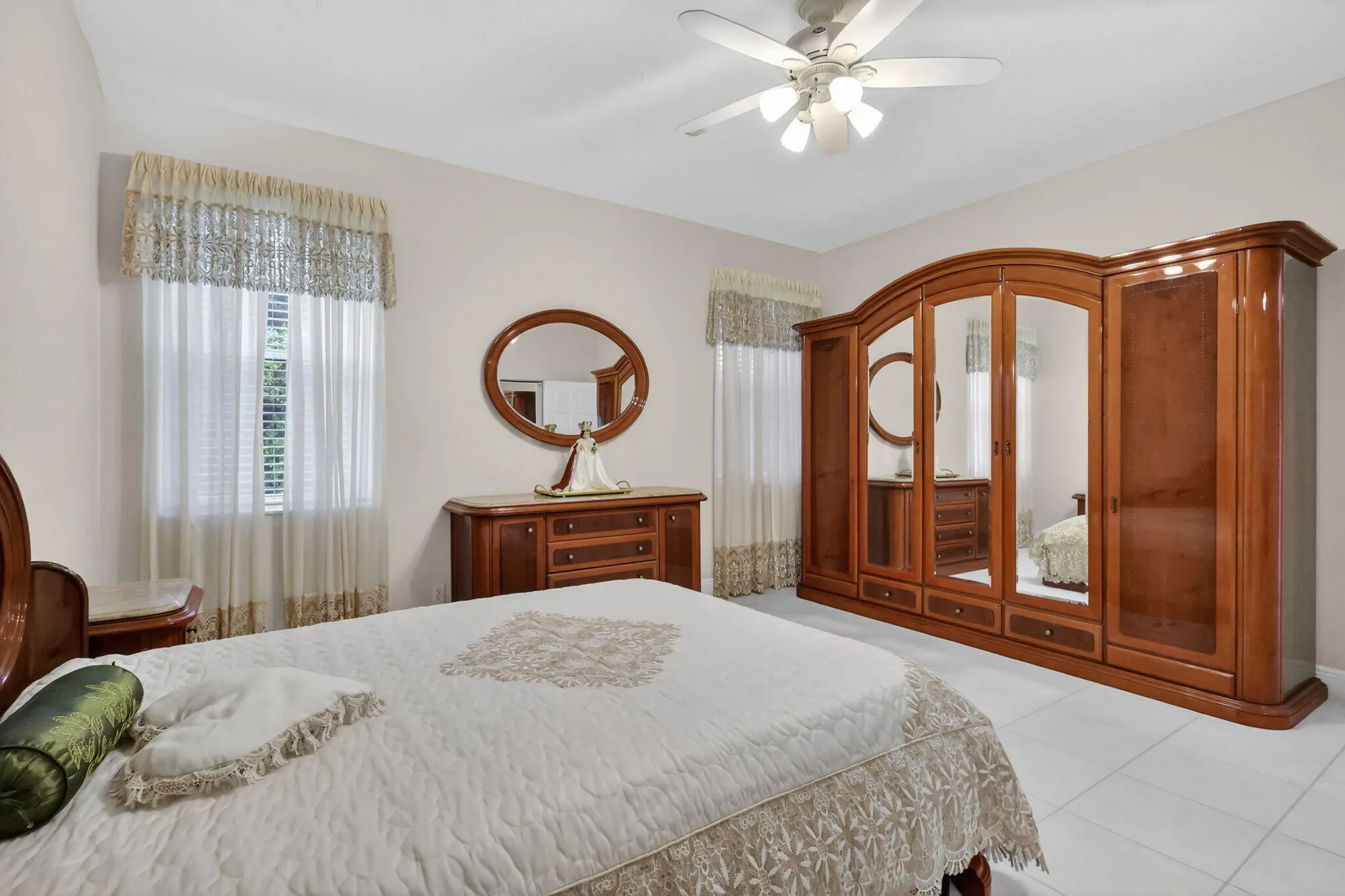 Property Slideshow image 22 of 37 | 10564 royal caribbean cir, Boynton Beach, FL, 33437