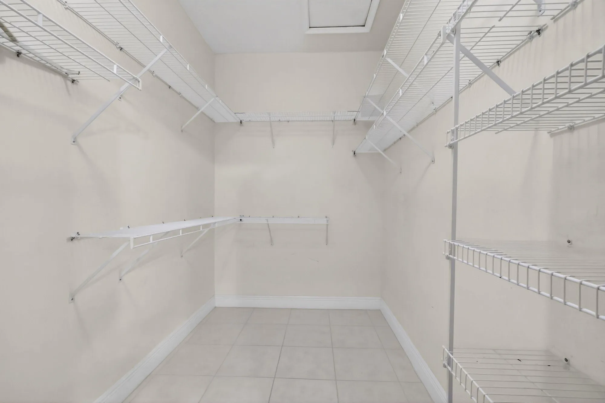 Property Slideshow image 26 of 37 | 10564 royal caribbean cir, Boynton Beach, FL, 33437