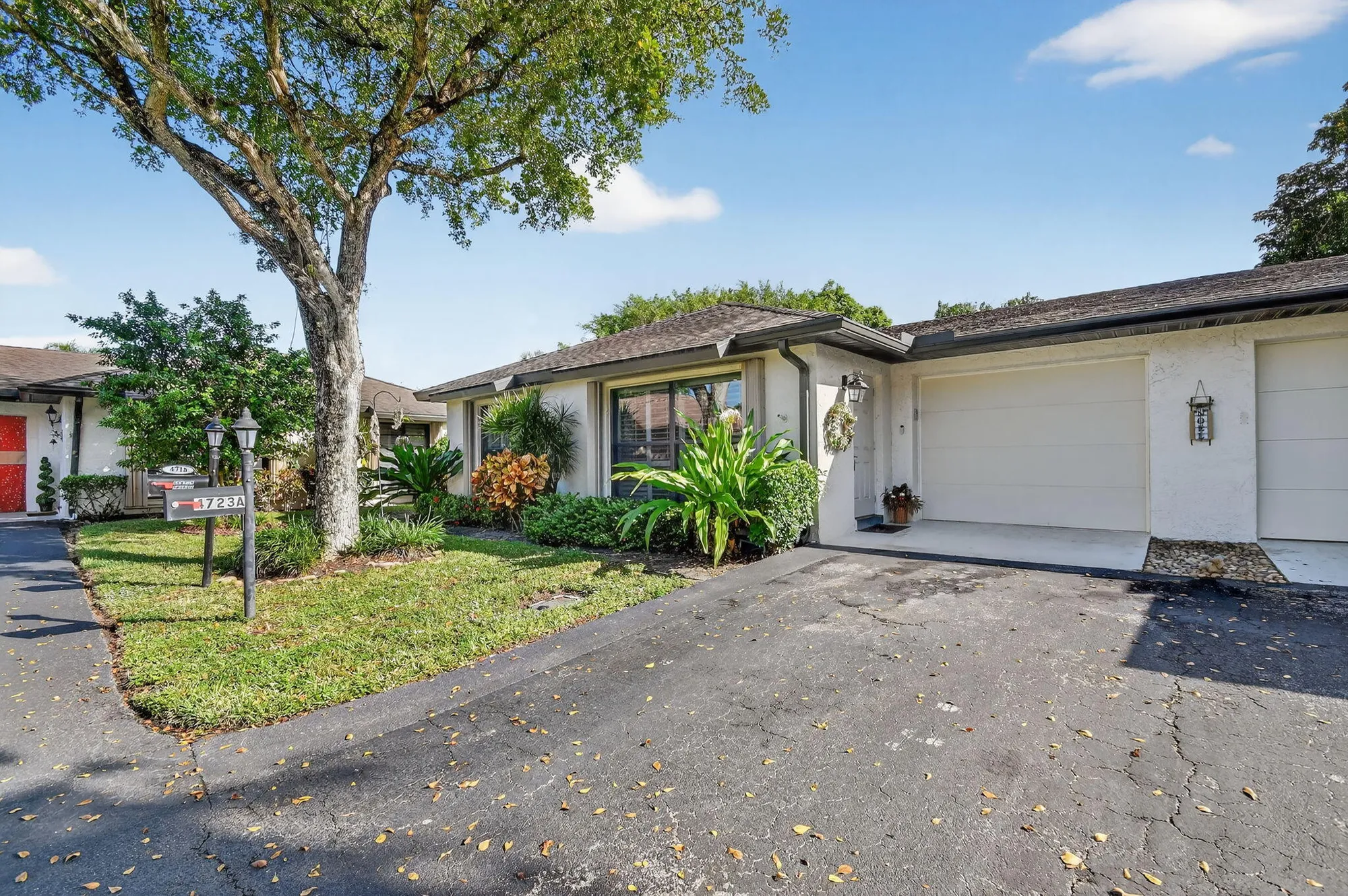 Property Slideshow image 3 of 71 | 4723 storkwood ln a, Boynton Beach, FL, 33436