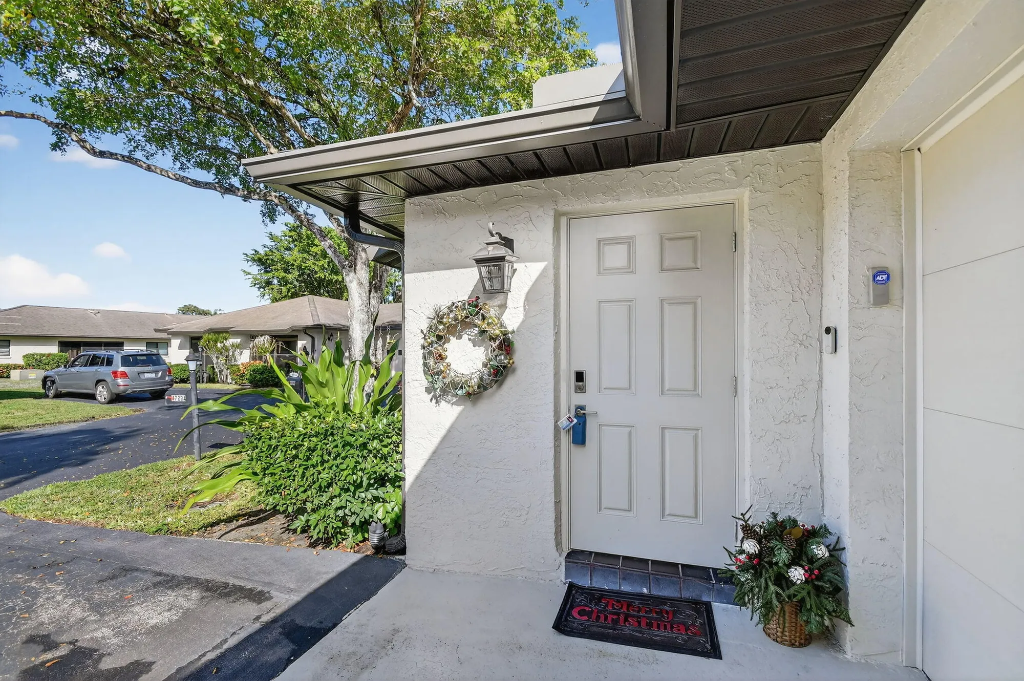 Property Slideshow image 4 of 71 | 4723 storkwood ln a, Boynton Beach, FL, 33436