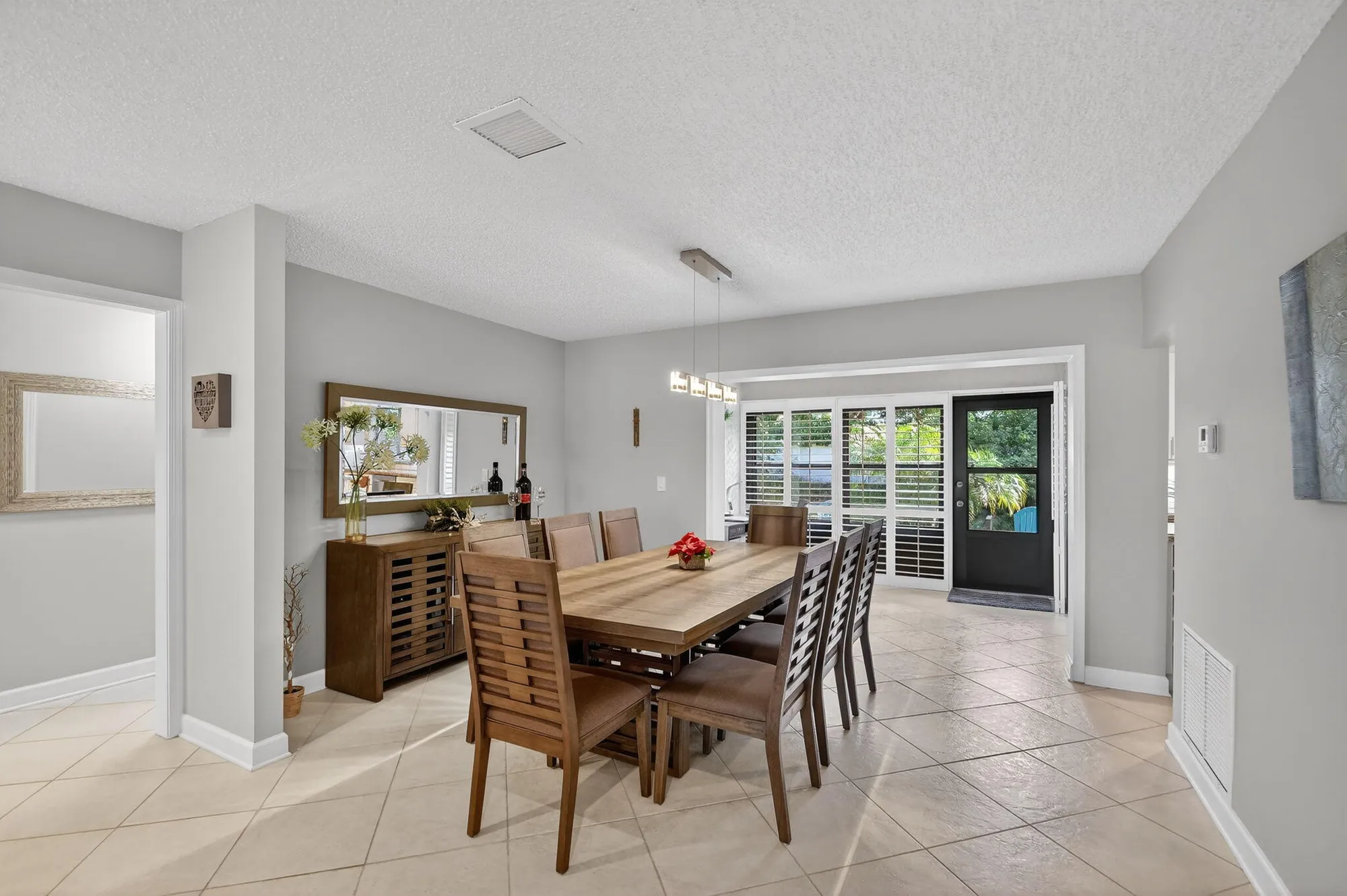 Property Slideshow image 13 of 71 | 4723 storkwood ln a, Boynton Beach, FL, 33436