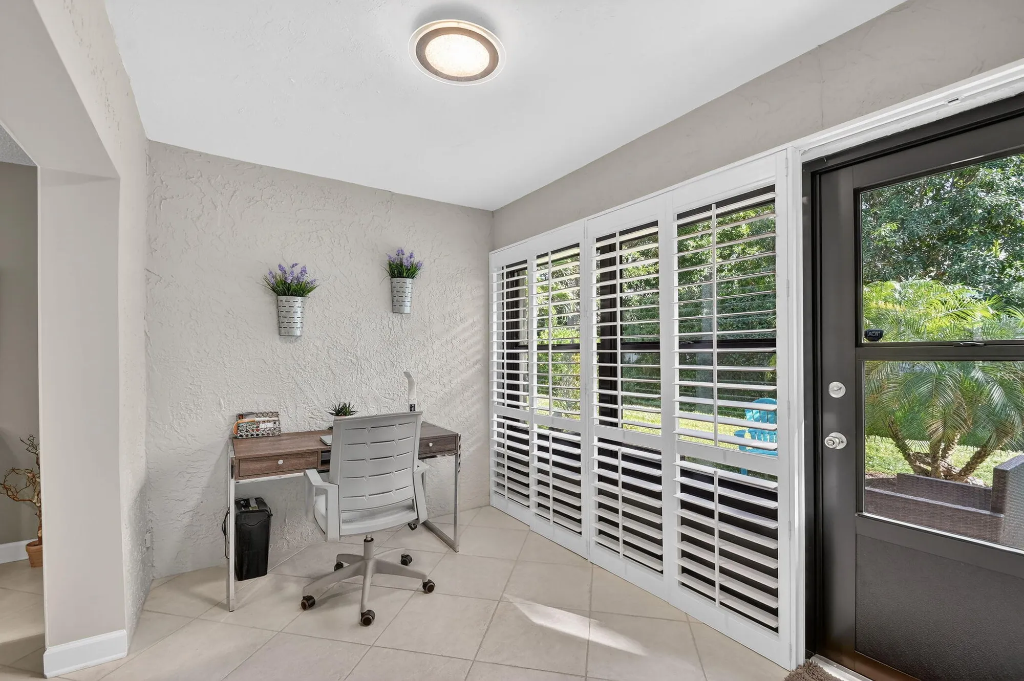 Property Slideshow image 17 of 71 | 4723 storkwood ln a, Boynton Beach, FL, 33436
