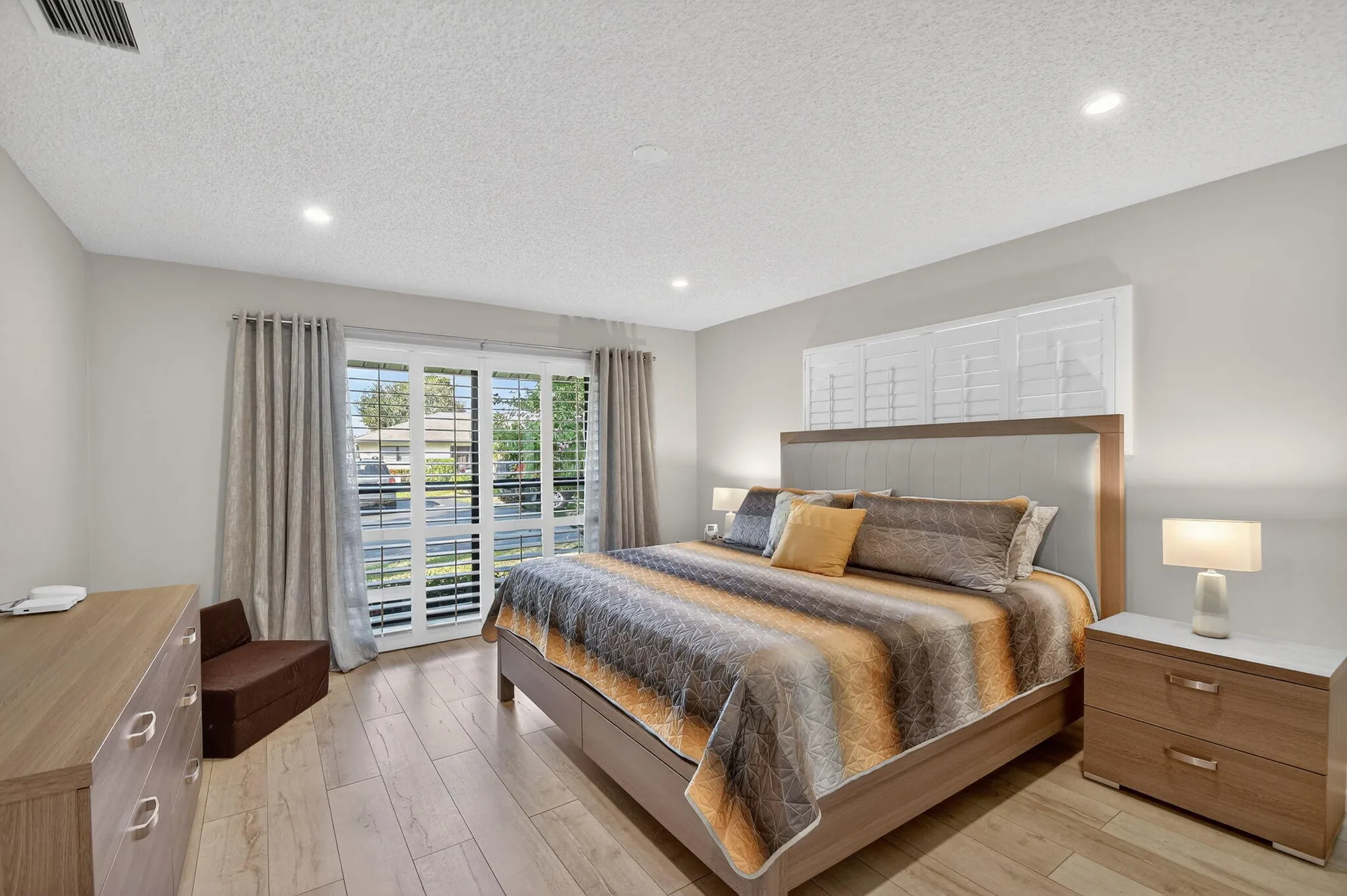 Property Slideshow image 25 of 71 | 4723 storkwood ln a, Boynton Beach, FL, 33436