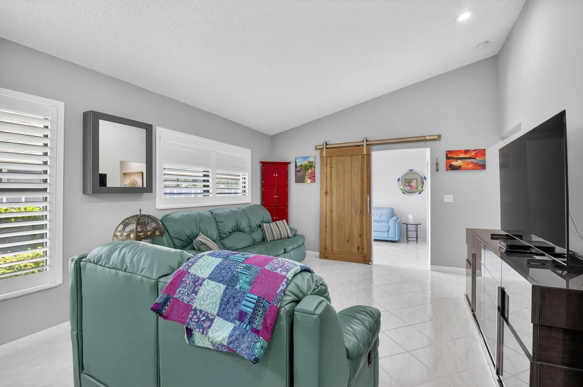 Property Slideshow image 7 of 47 | 8188 sweetbriar way, Boca Raton, FL, 33496