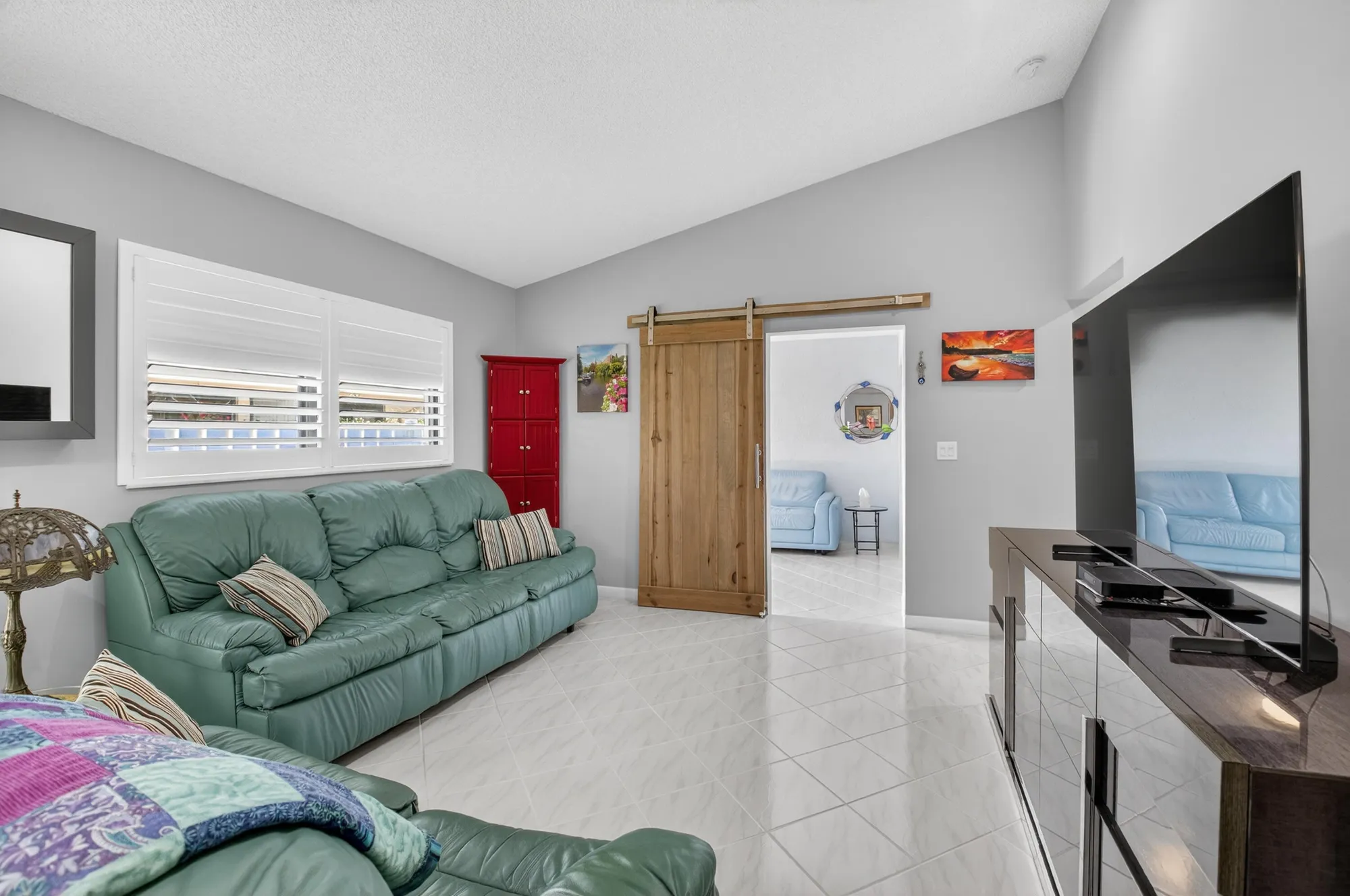 Property Slideshow image 8 of 47 | 8188 sweetbriar way, Boca Raton, FL, 33496