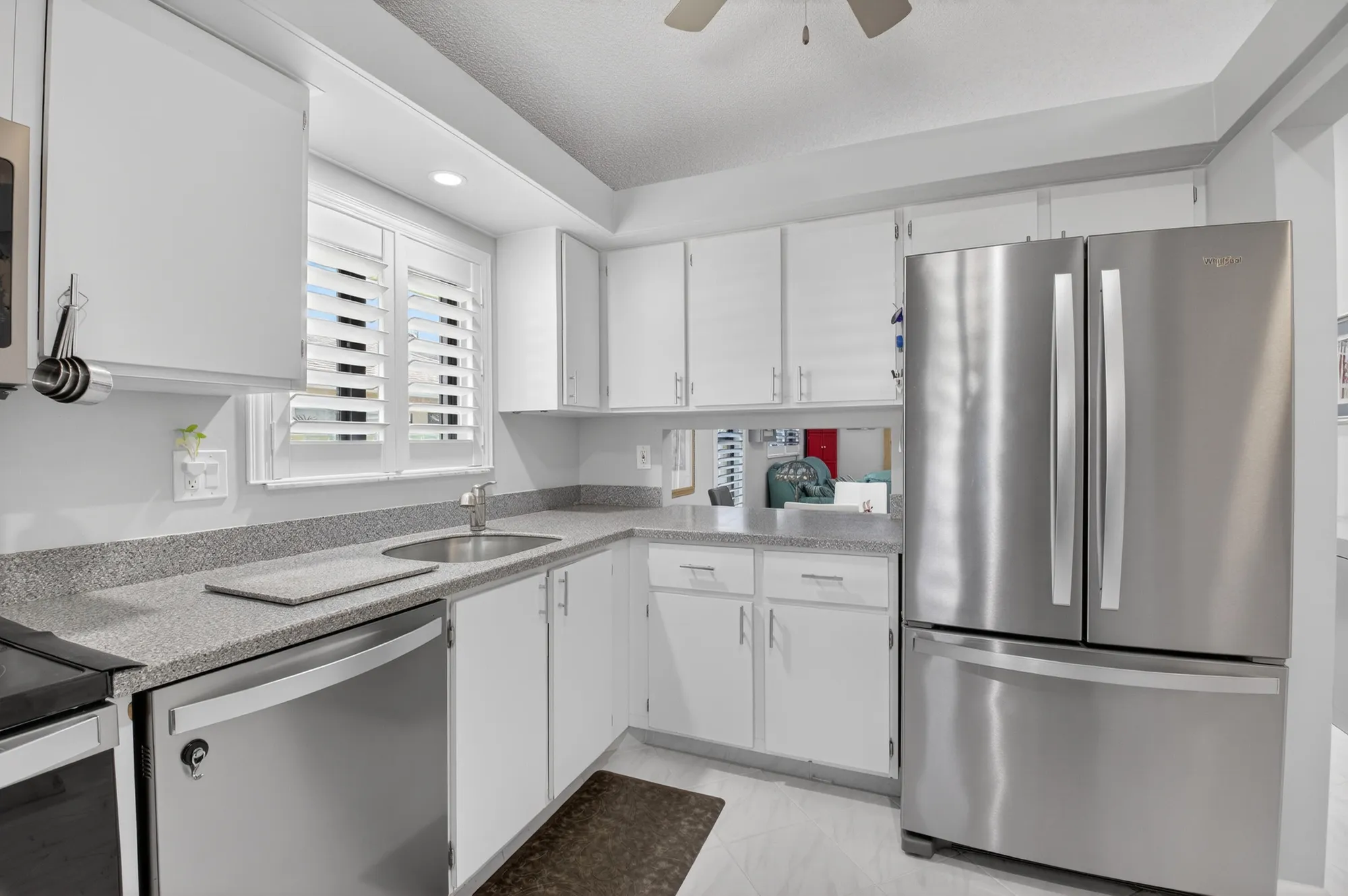 Property Slideshow image 14 of 47 | 8188 sweetbriar way, Boca Raton, FL, 33496