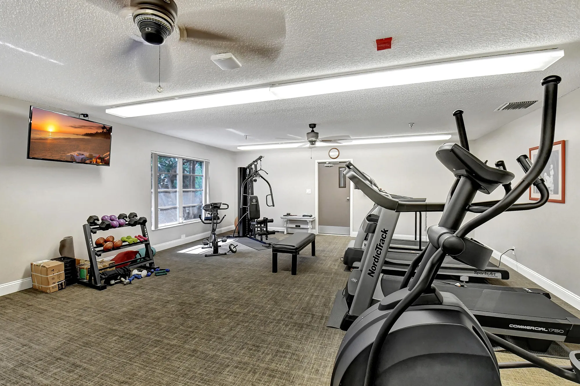 Property Slideshow image 36 of 47 | 8188 sweetbriar way, Boca Raton, FL, 33496