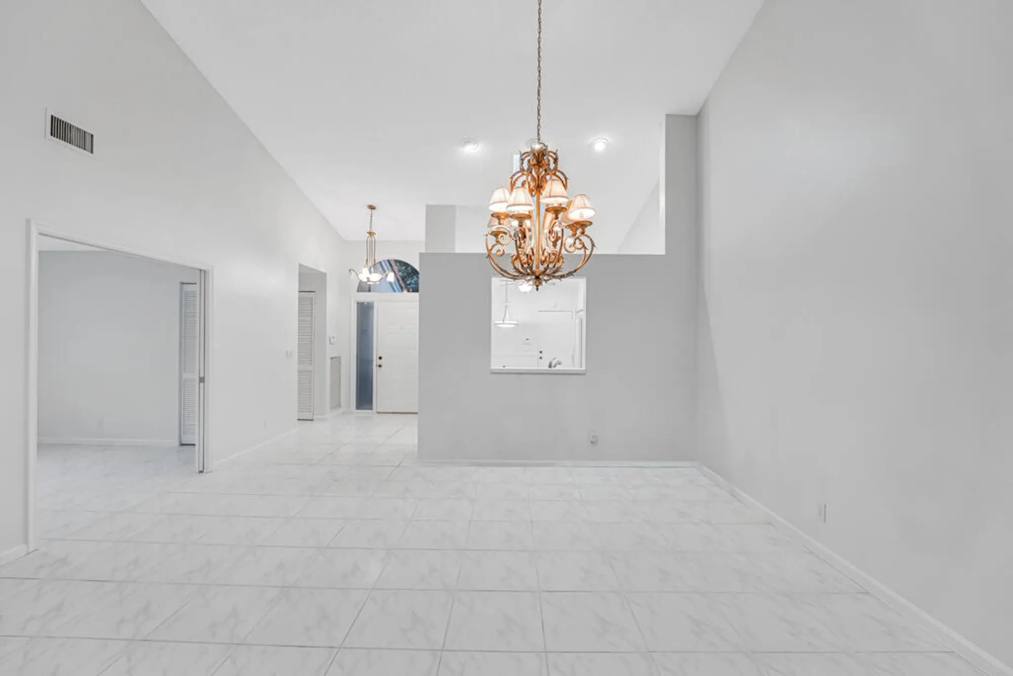 Property Slideshow image 10 of 77 | 7043 summer tree dr, Boynton Beach, FL, 33437