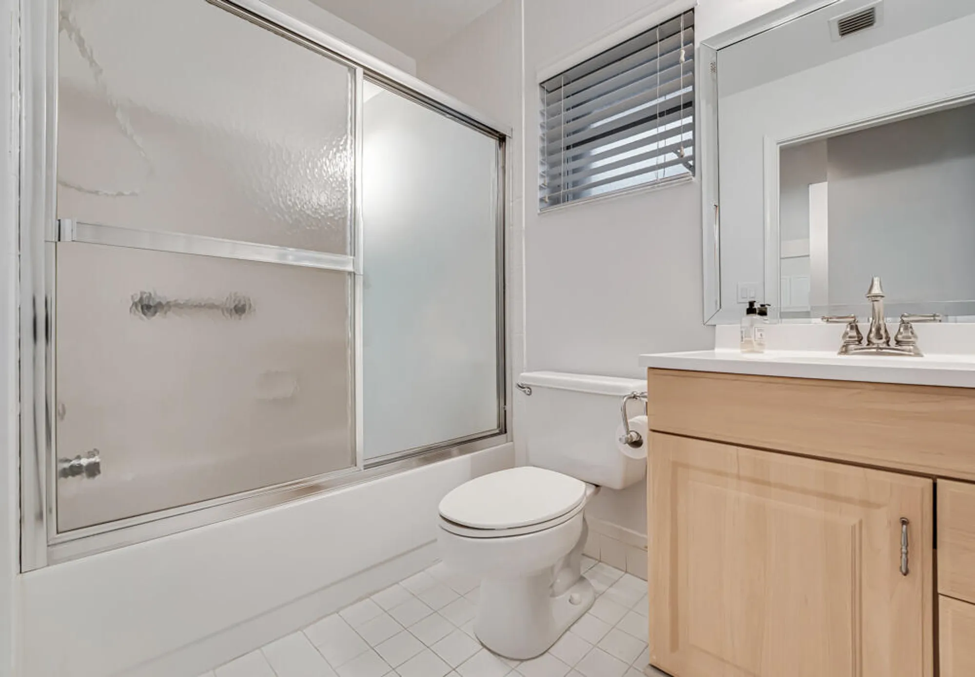 Property Slideshow image 43 of 77 | 7043 summer tree dr, Boynton Beach, FL, 33437