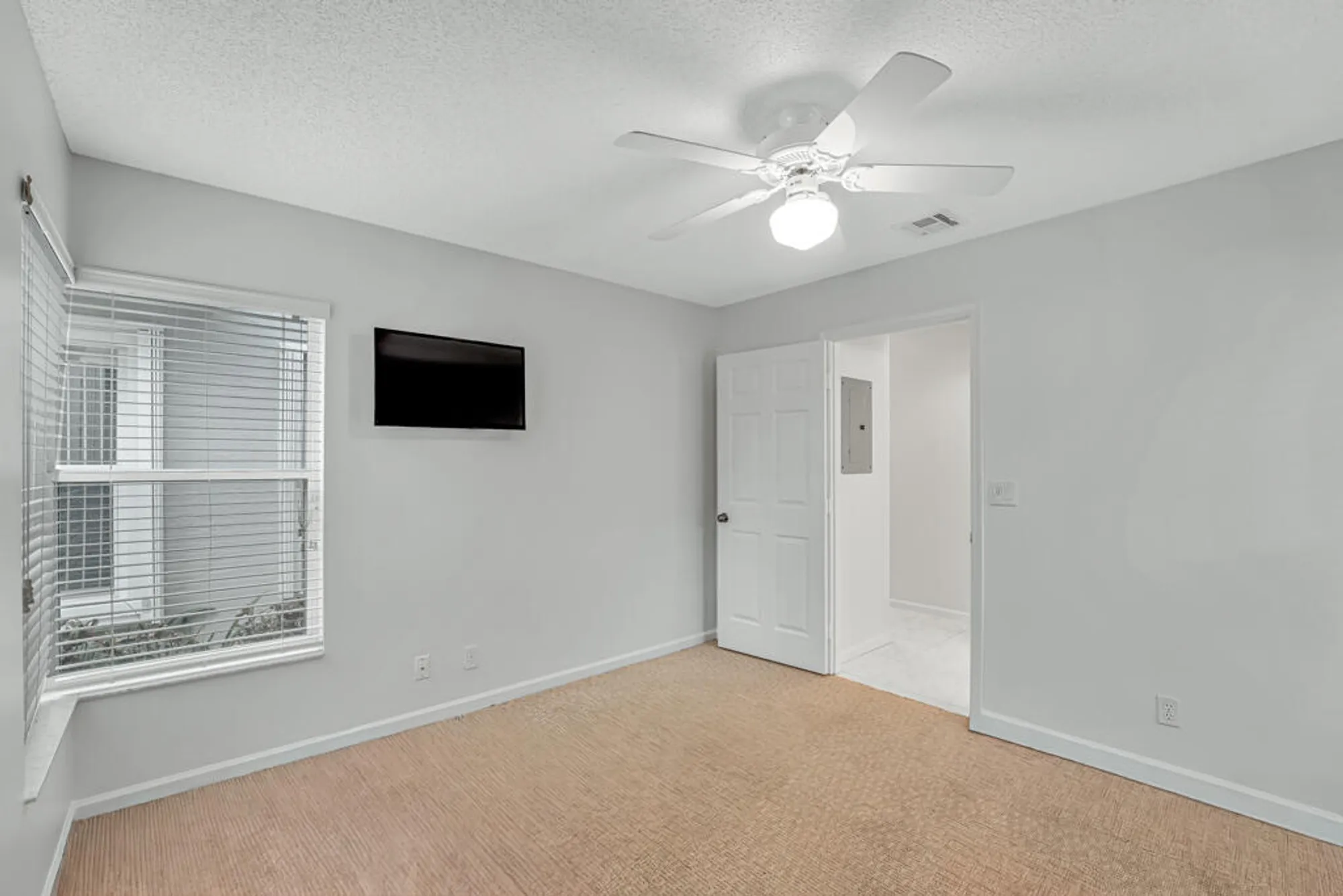 Property Slideshow image 42 of 77 | 7043 summer tree dr, Boynton Beach, FL, 33437