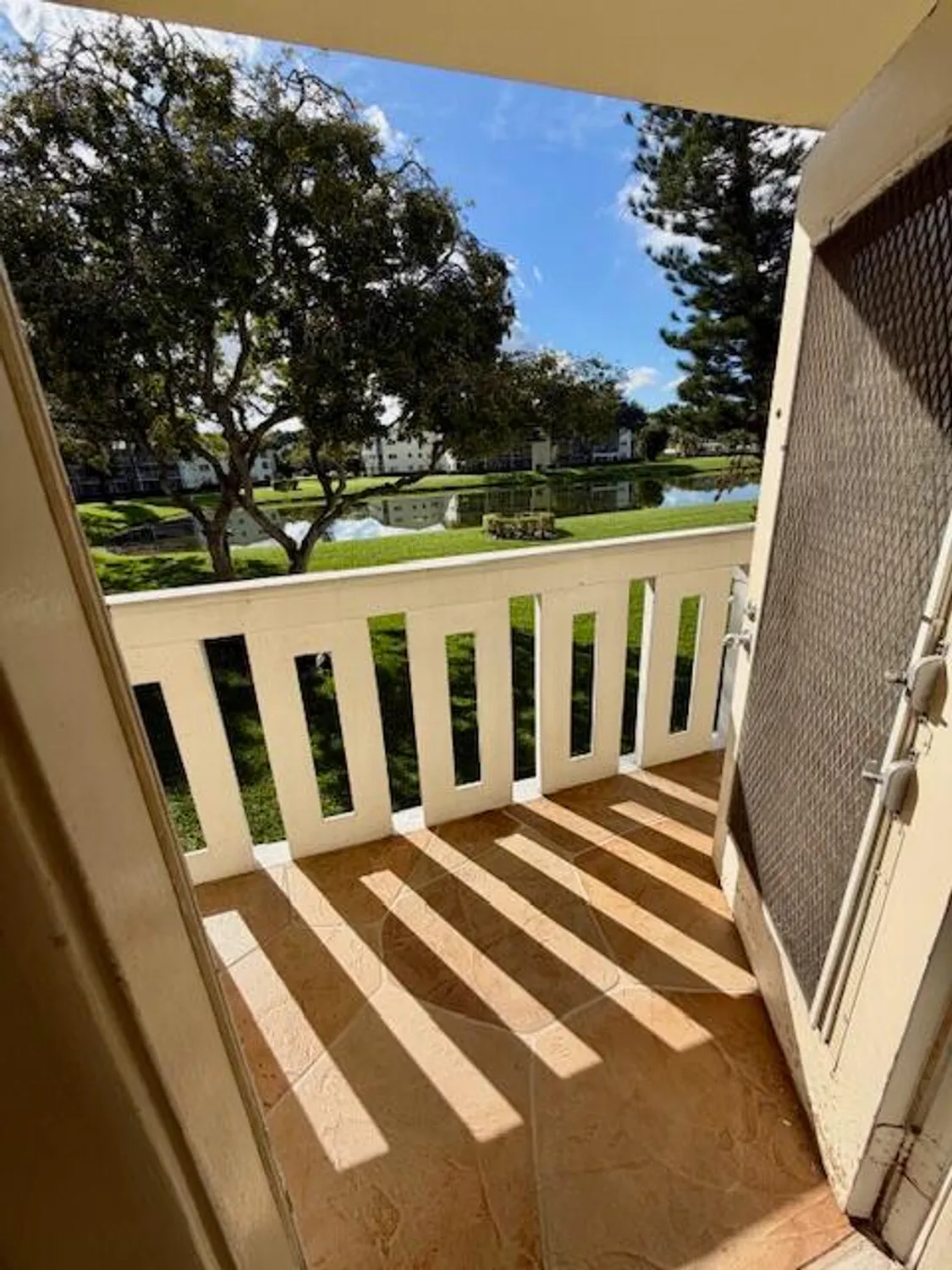 Property Slideshow image 4 of 50 | 272 dorset g, Boca Raton, FL, 33434