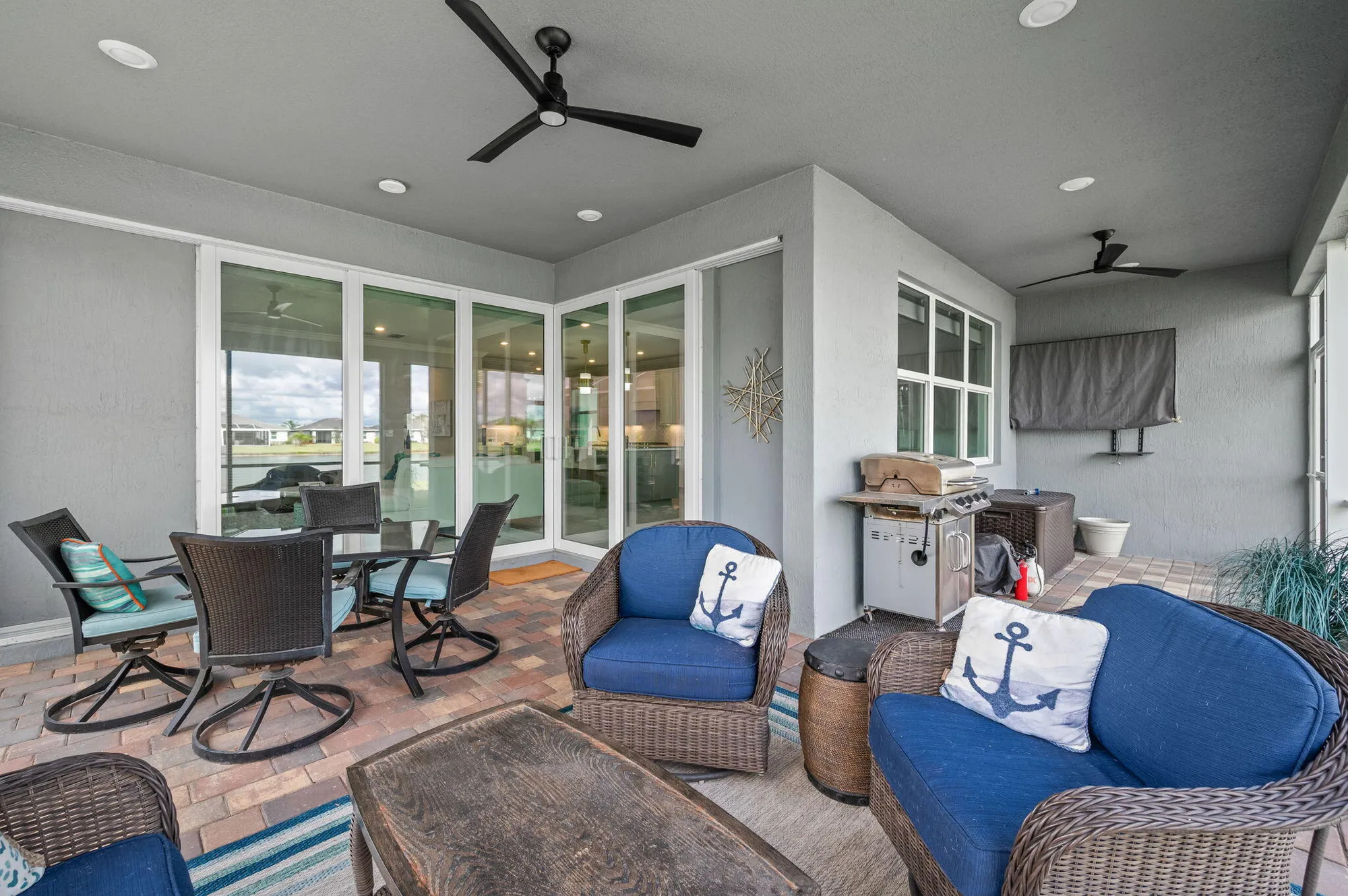 Property Slideshow image 27 of 43 | 13430 sw vermillion cir, Port Saint Lucie, FL, 34987