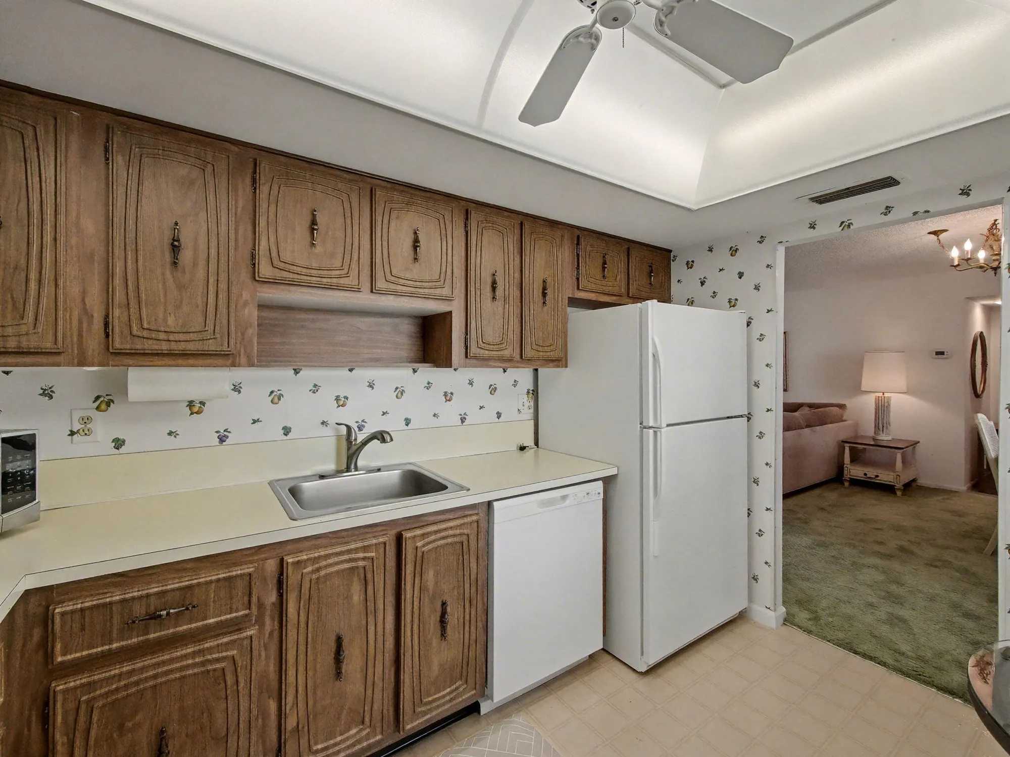 Property Slideshow image 7 of 30 | 1205 sandy ln 246, Riviera Beach, FL, 33404