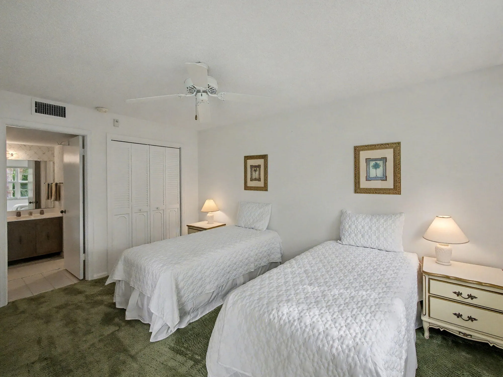 Property Slideshow image 15 of 30 | 1205 sandy ln 246, Riviera Beach, FL, 33404