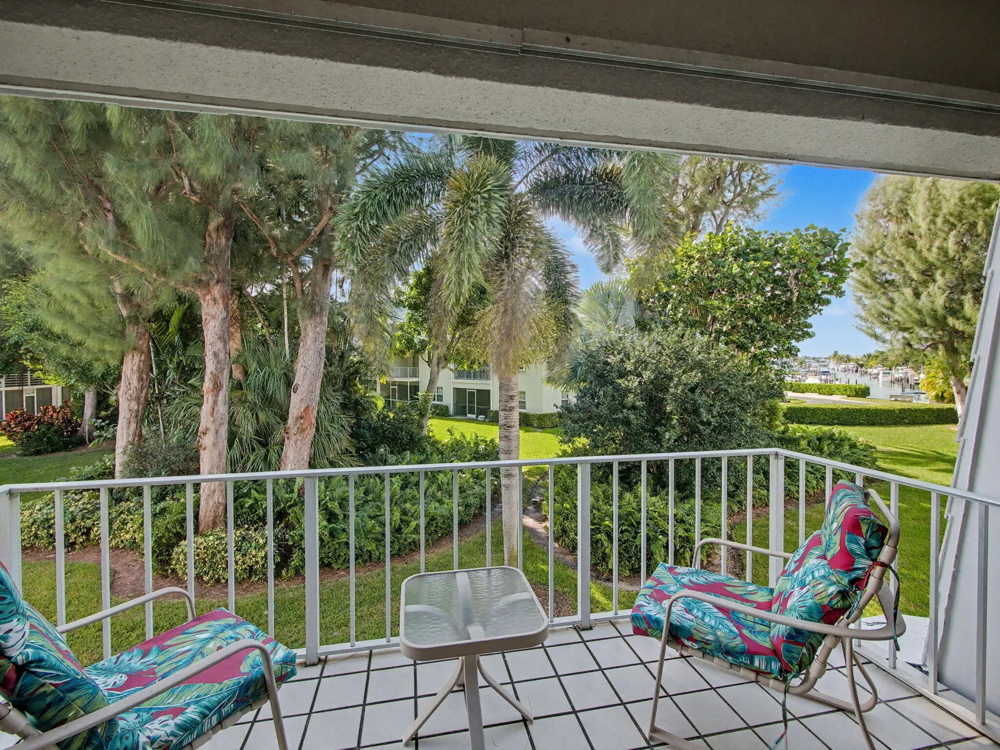Property Slideshow image 19 of 30 | 1205 sandy ln 246, Riviera Beach, FL, 33404