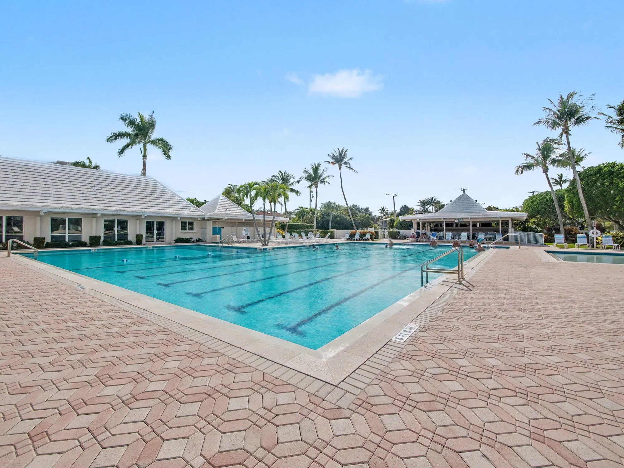 Property Slideshow image 21 of 30 | 1205 sandy ln 246, Riviera Beach, FL, 33404