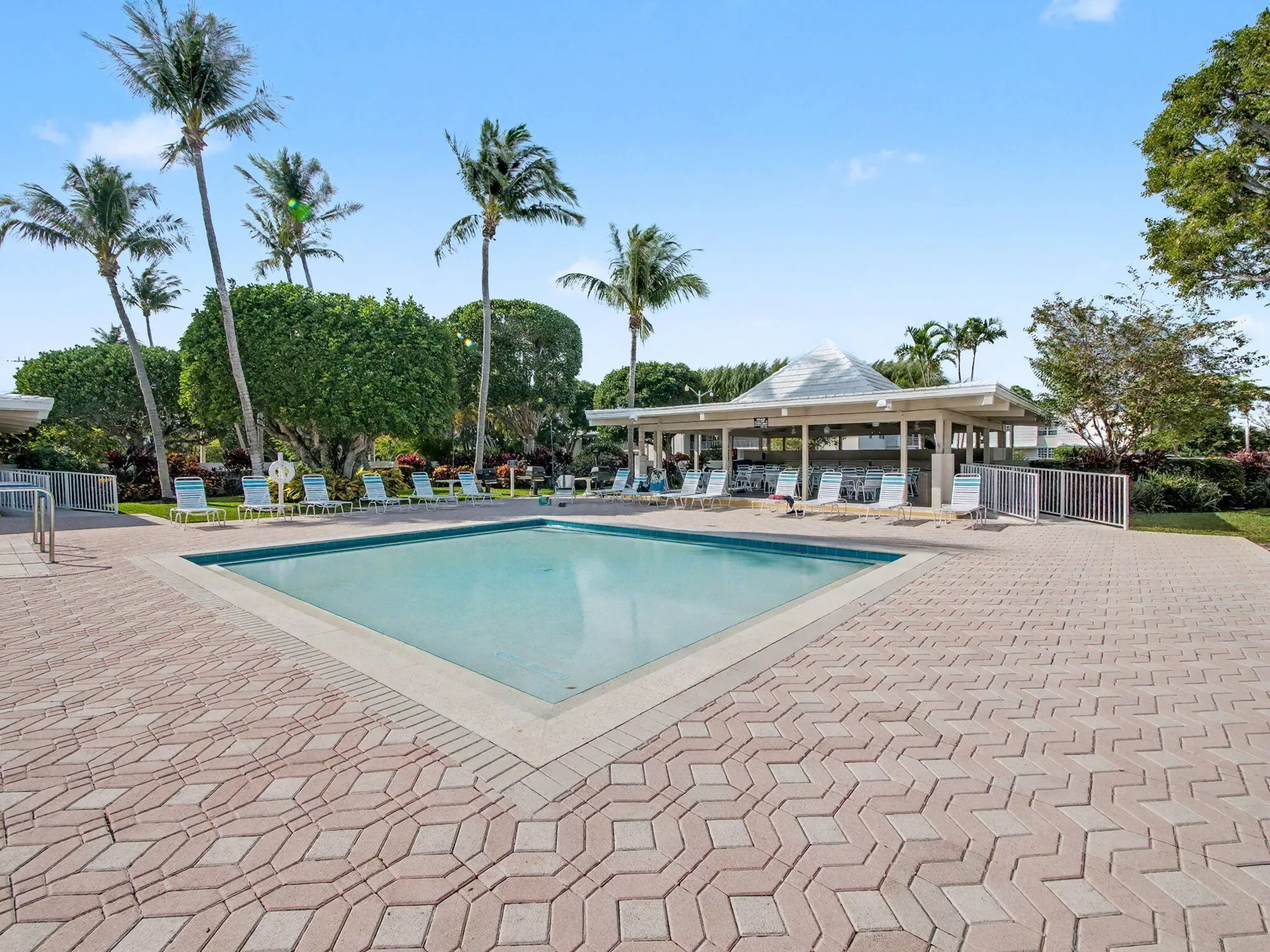 Property Slideshow image 22 of 30 | 1205 sandy ln 246, Riviera Beach, FL, 33404