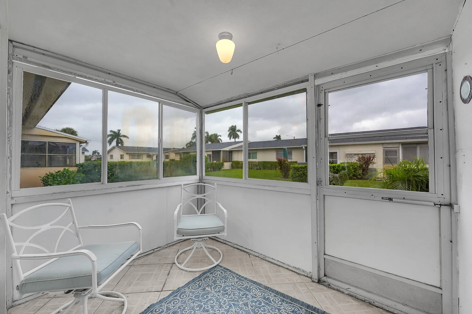 Property Slideshow image 7 of 22 | 5043 cresthaven blvd f, West Palm Beach, FL, 33415