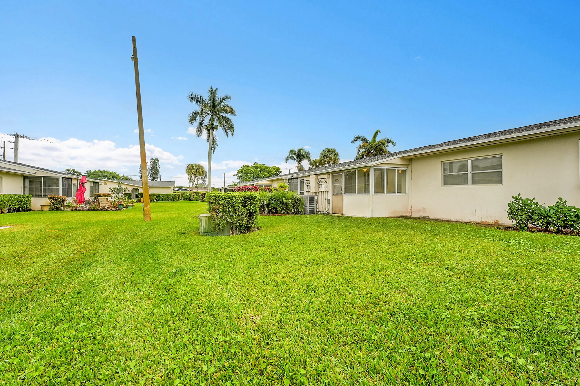 Property Slideshow image 22 of 22 | 5043 cresthaven blvd f, West Palm Beach, FL, 33415