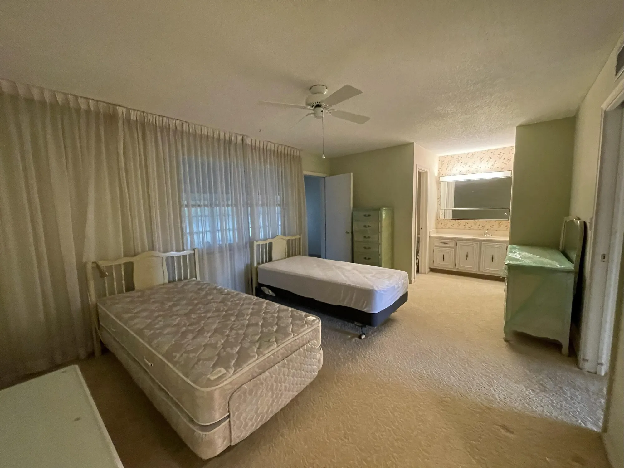 Property Slideshow image 7 of 23 | 680 high point blvd c, Delray Beach, FL, 33445