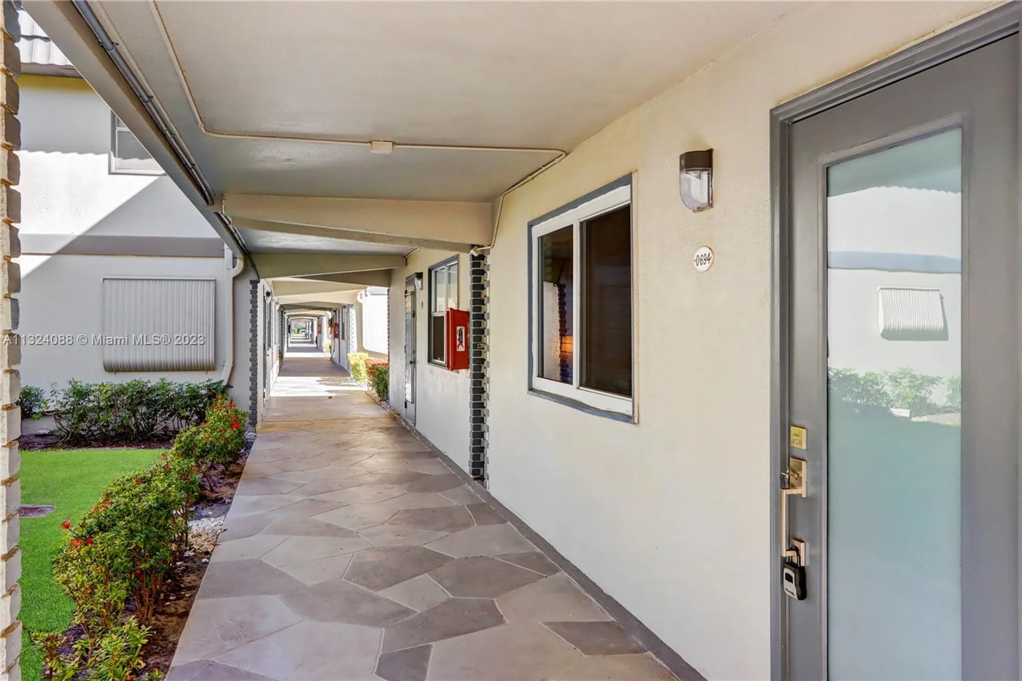 Property Slideshow image 3 of 22 | 694 brittany o, Delray Beach, FL, 33446